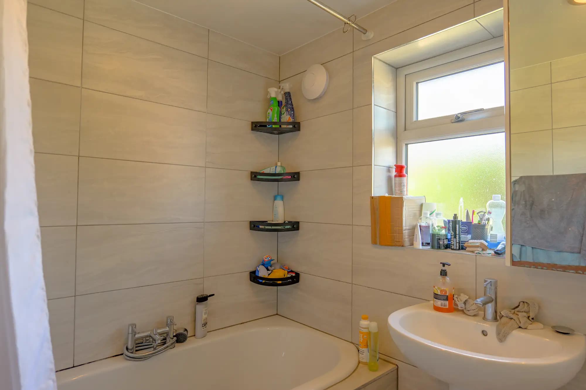 property photo 6 of 23