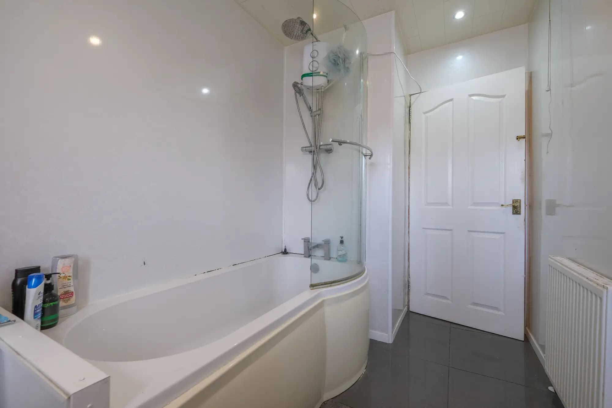 property photo 8 of 22