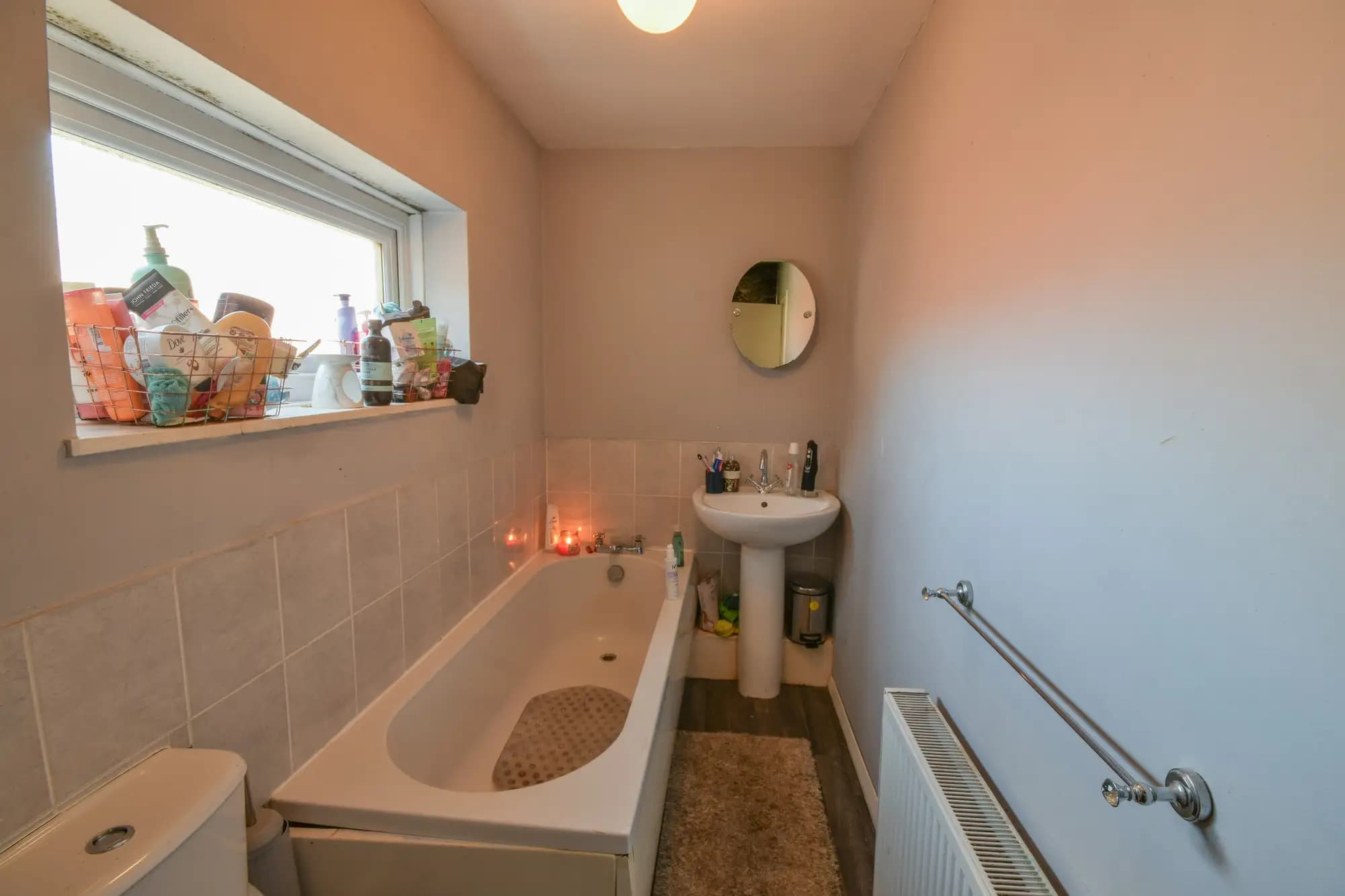 property photo 6 of 18