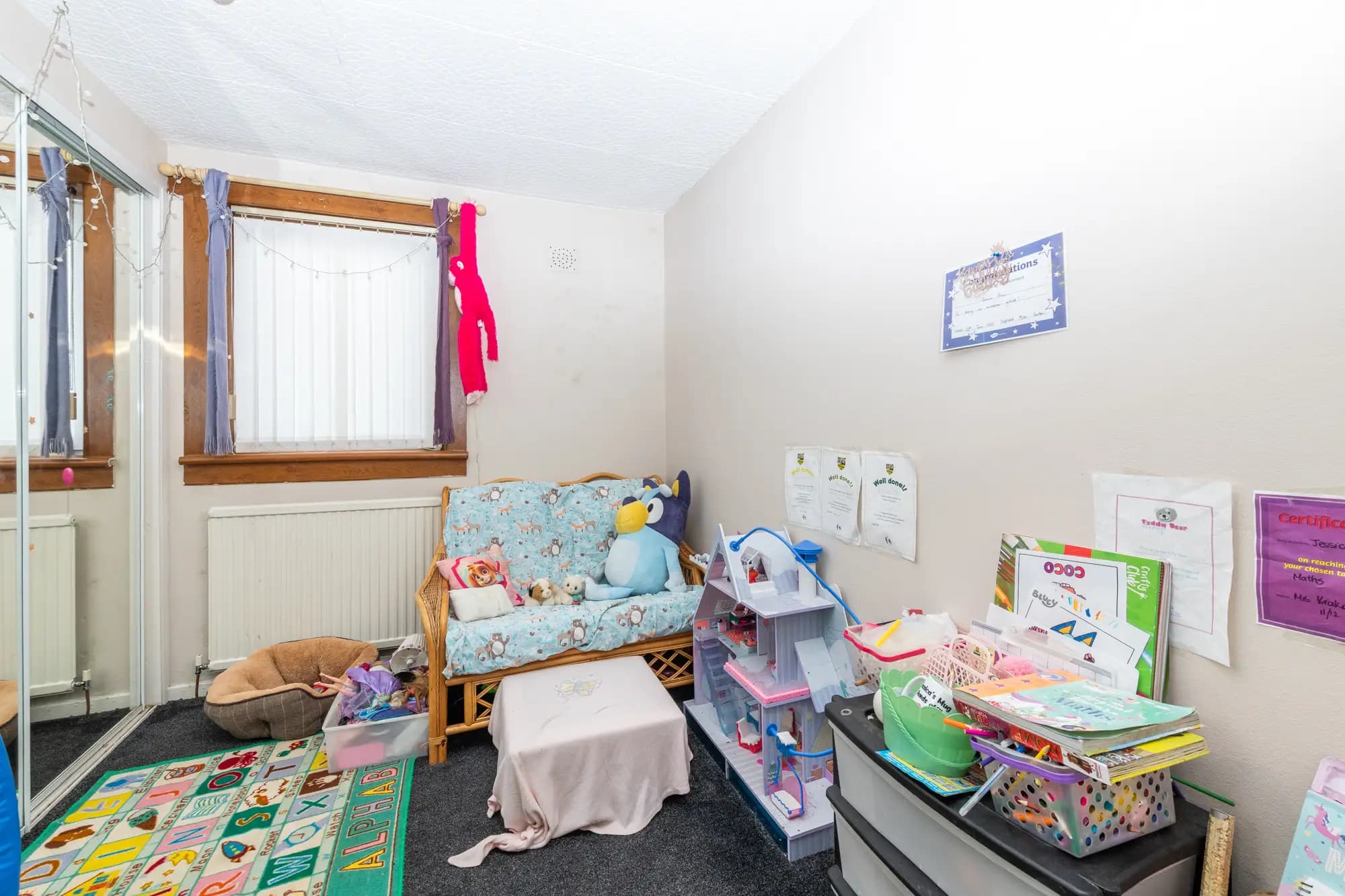 property photo 25 of 38