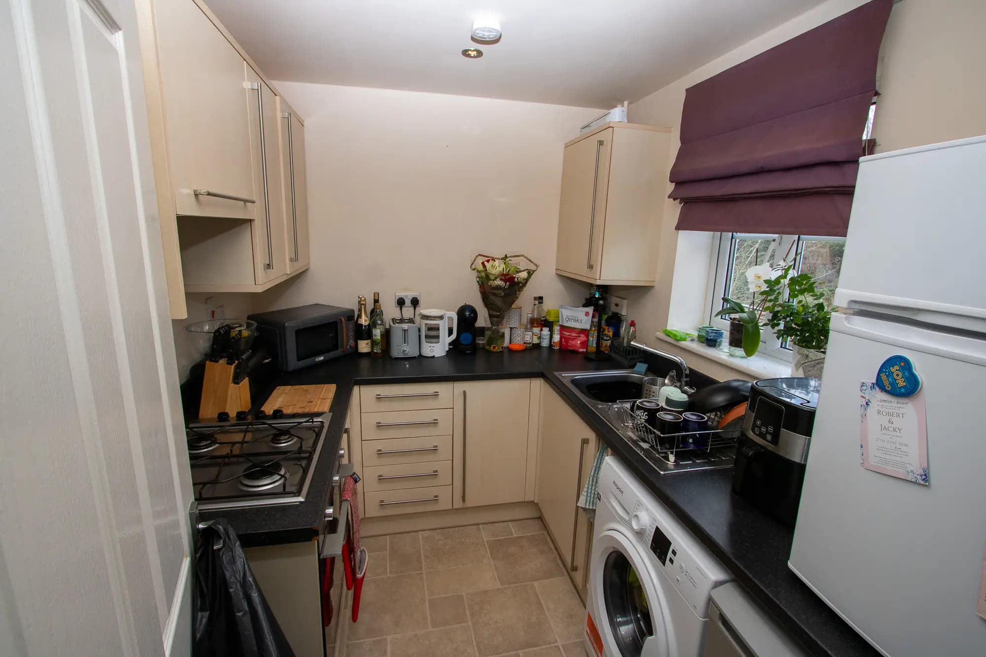 property photo 7 of 16