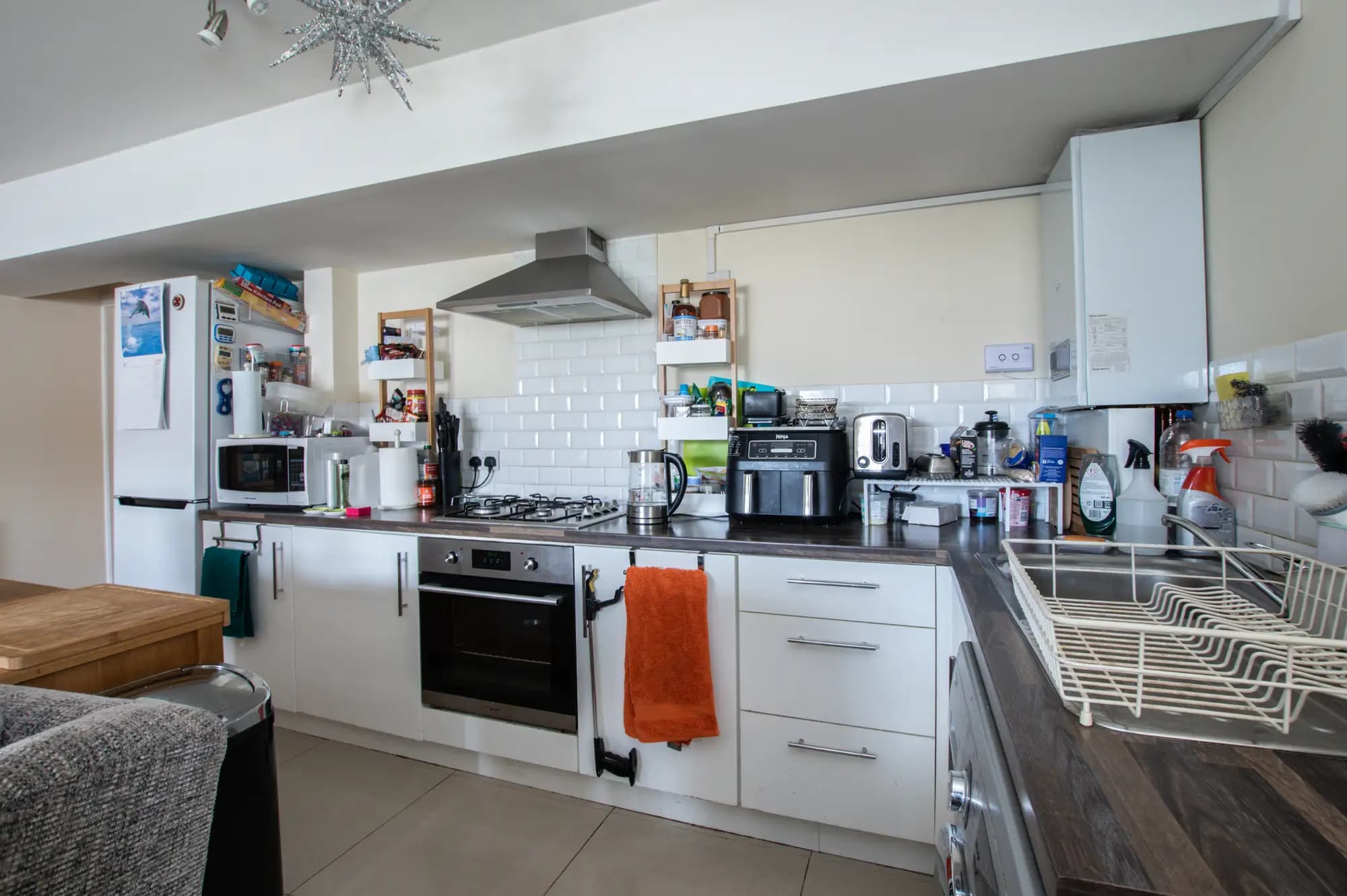 property photo 6 of 15