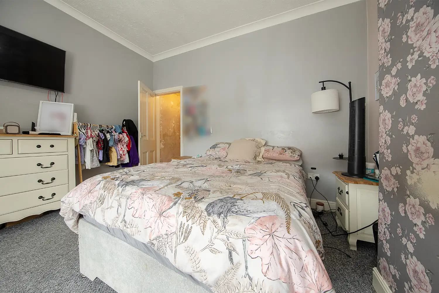 property photo 16 of 24