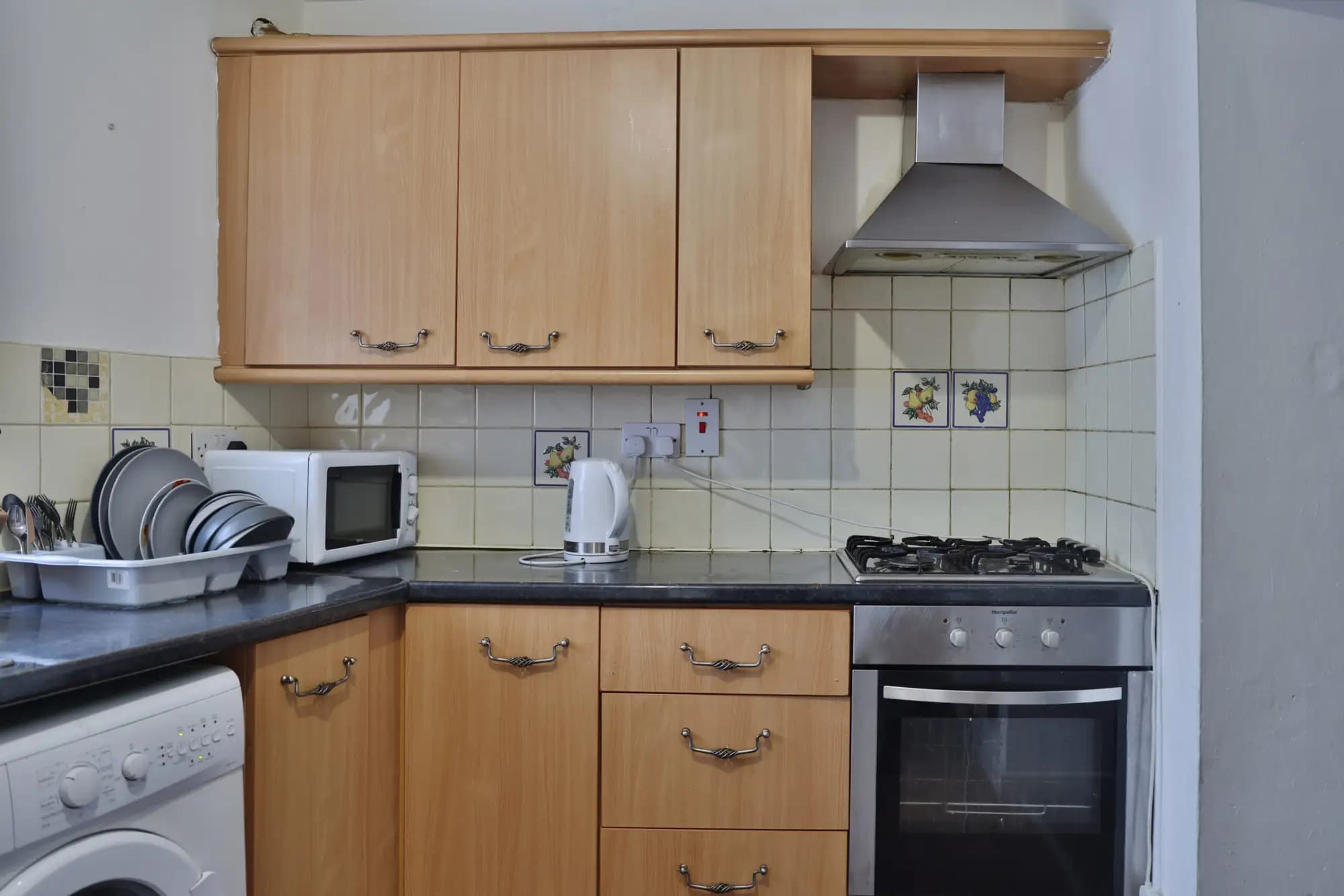 property photo 9 of 20