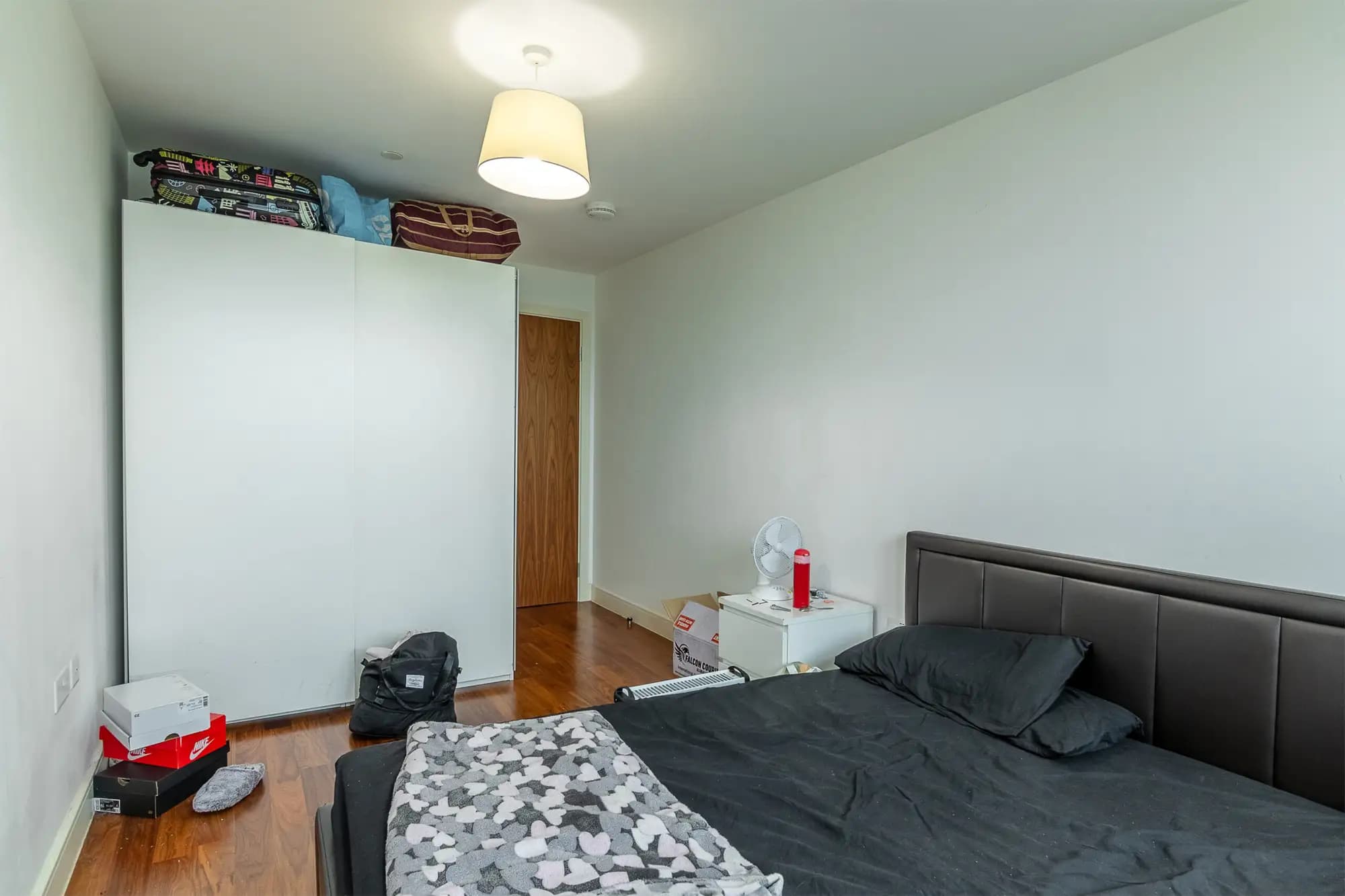 property photo 9 of 18