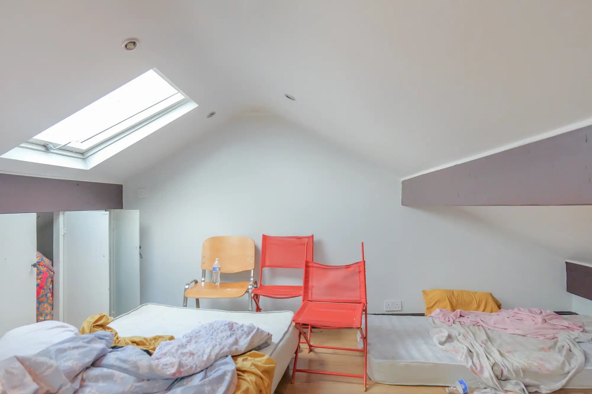 property photo 11 of 17