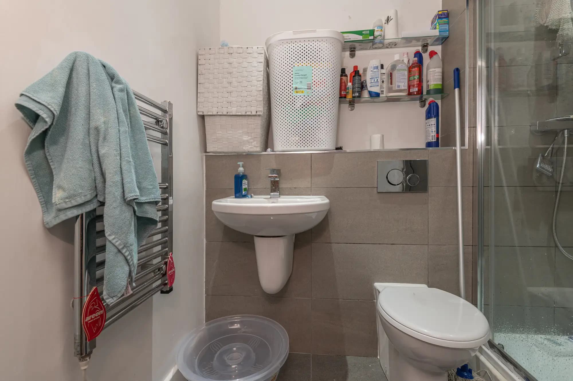 property photo 8 of 19