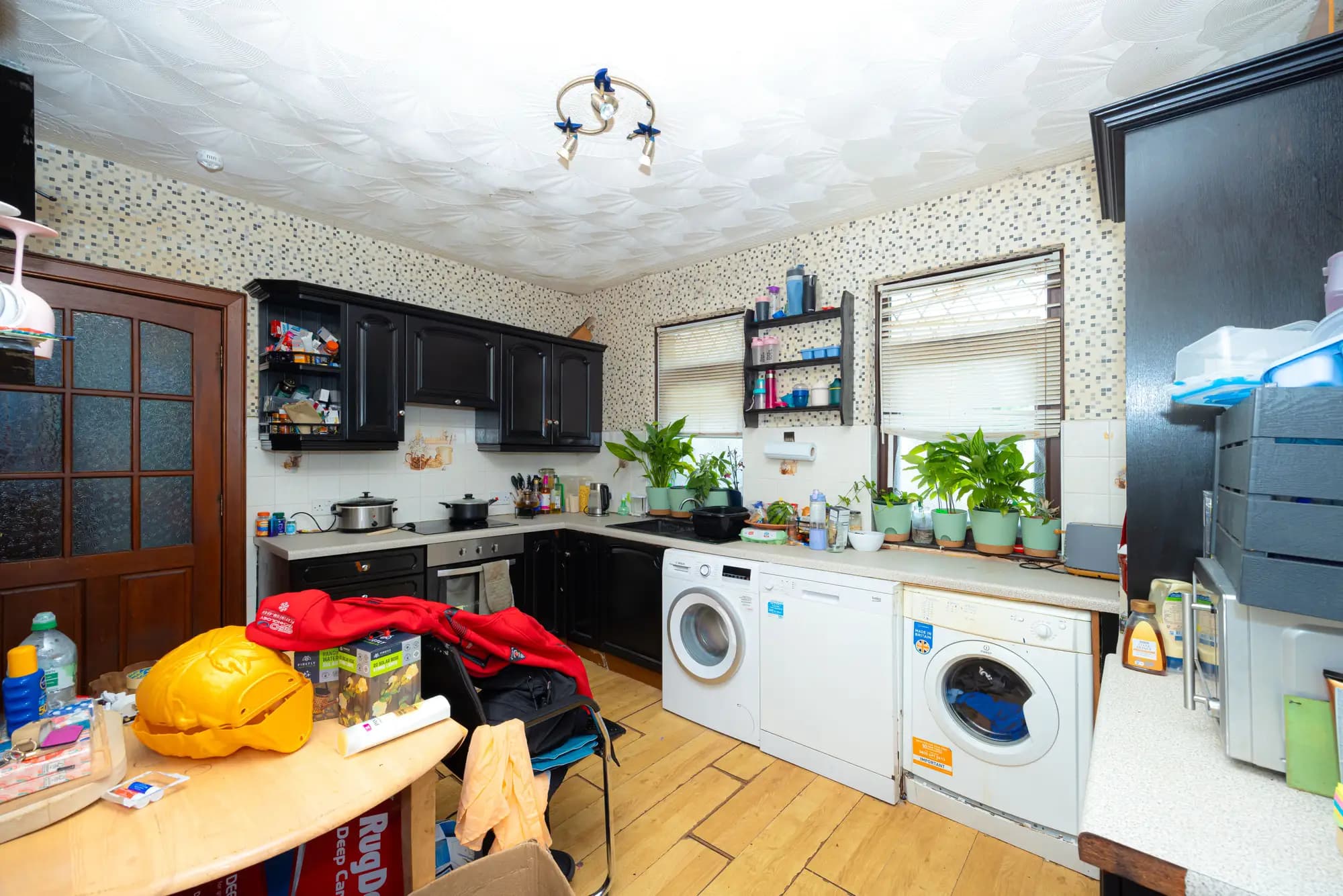 property photo 9 of 24