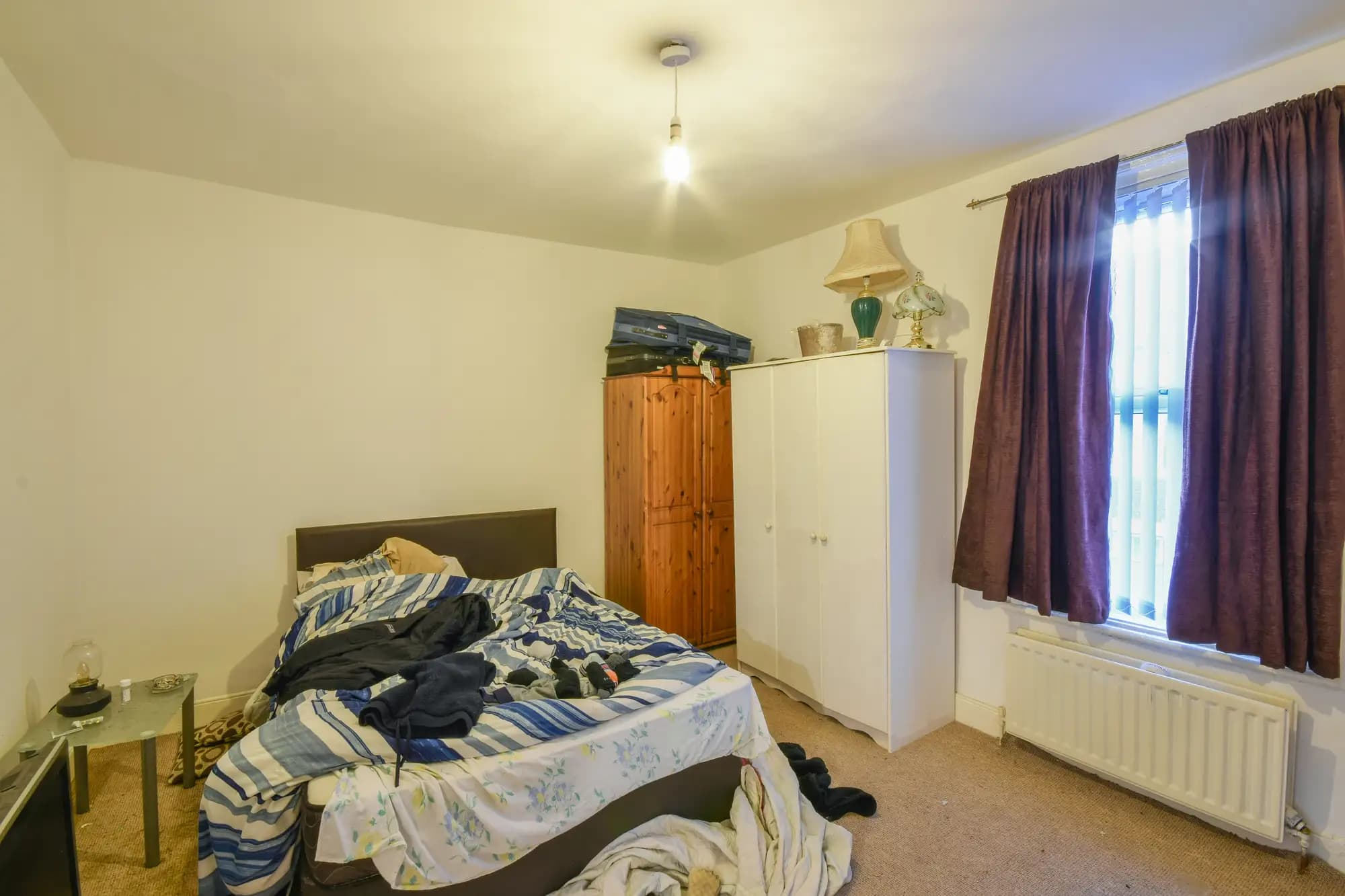 property photo 7 of 12