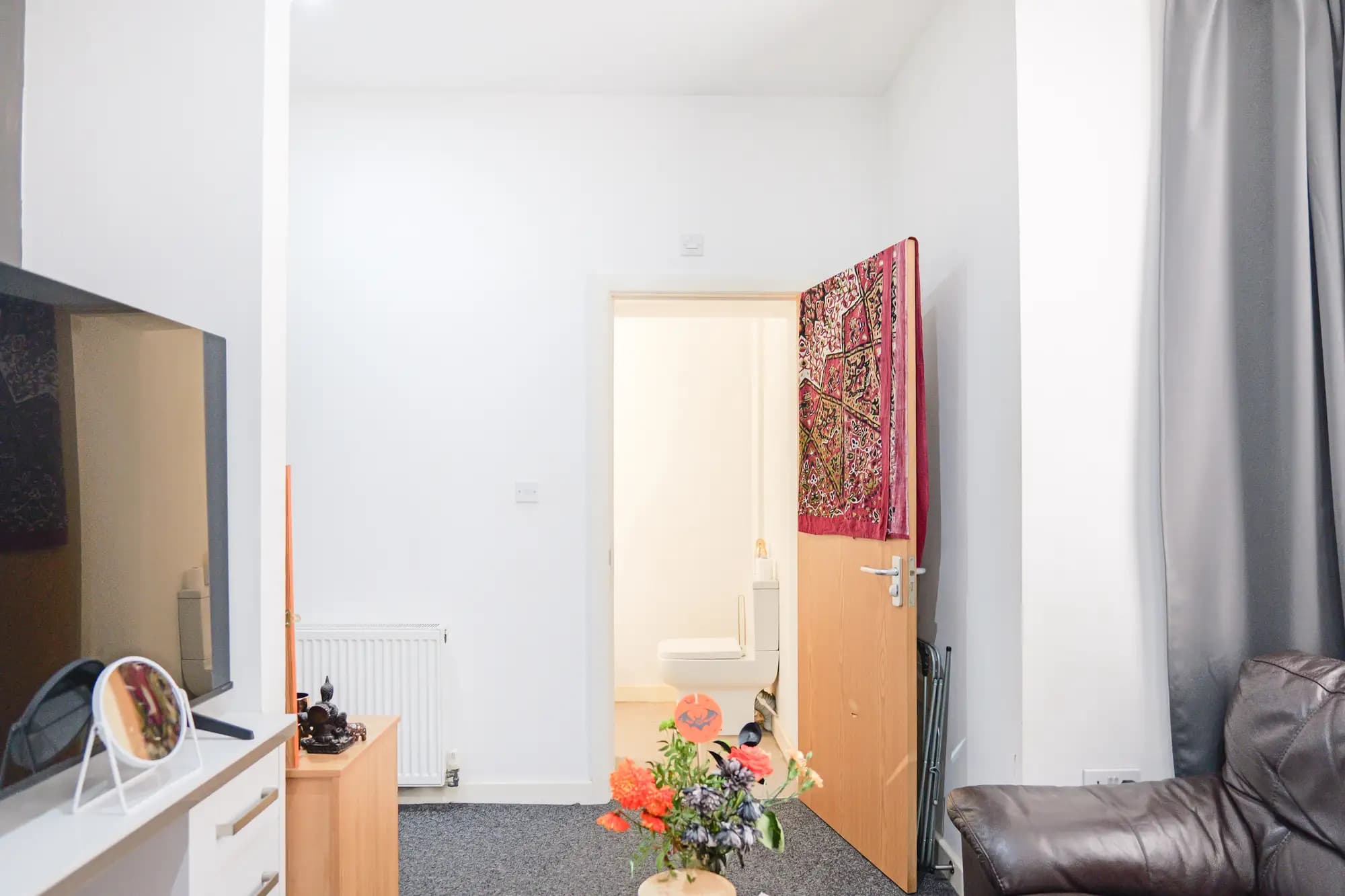 property photo 17 of 50