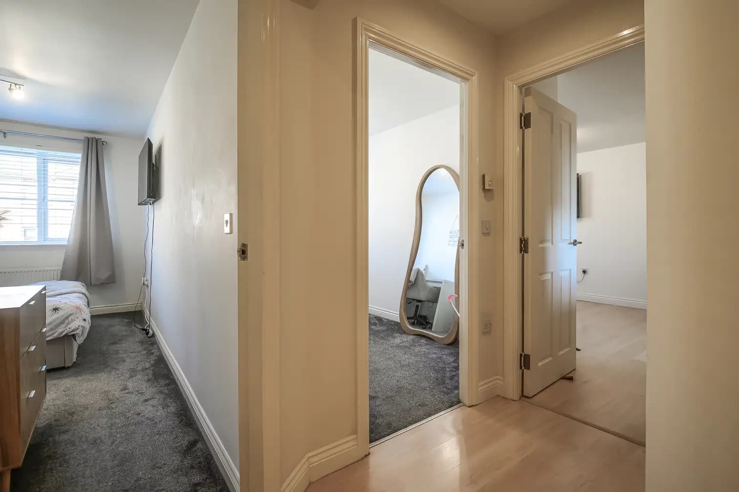 property photo 14 of 20