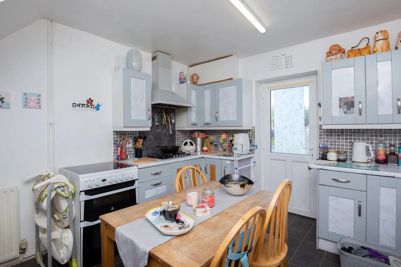 property photo 6 of 21