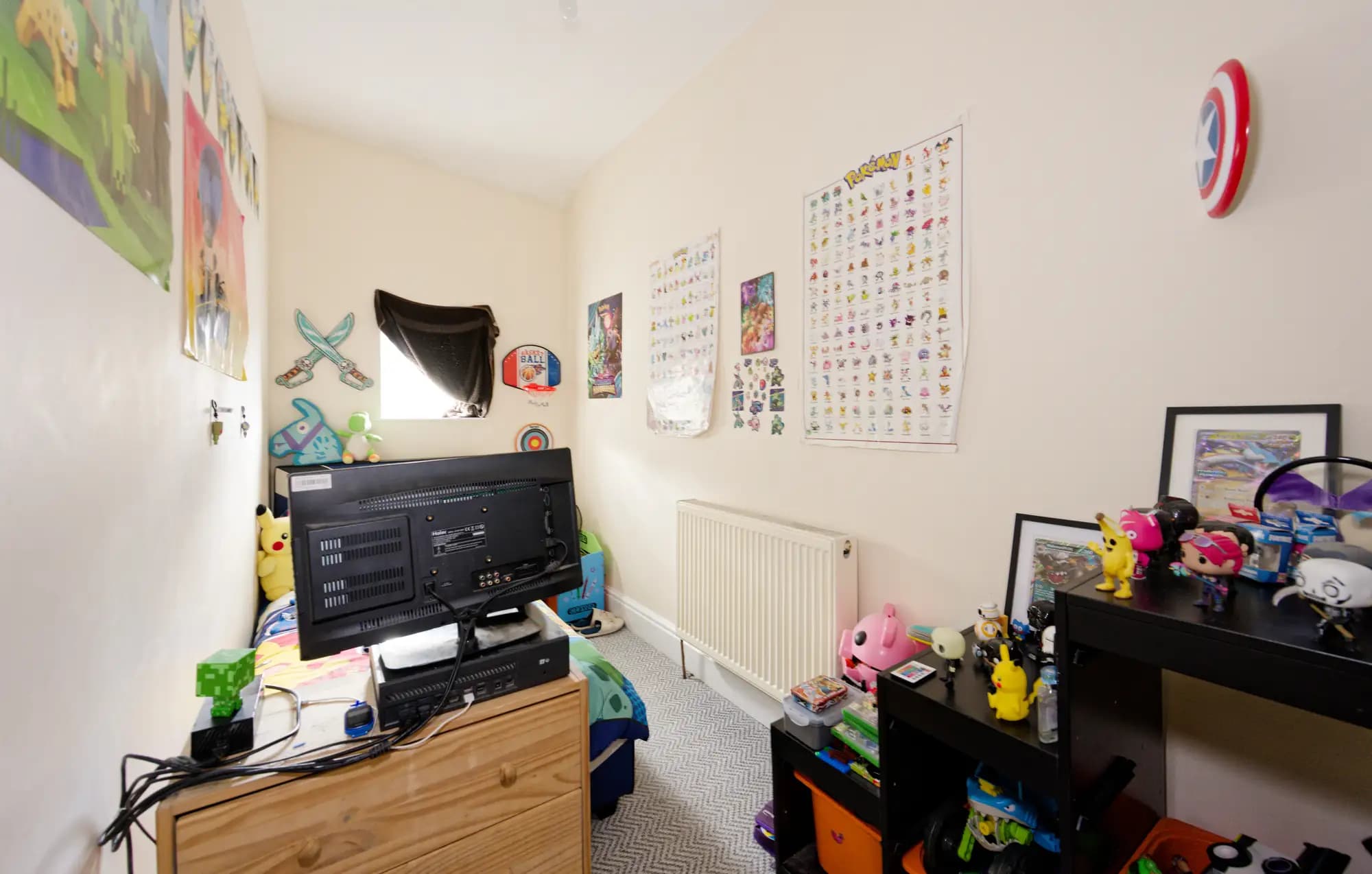 property photo 11 of 20