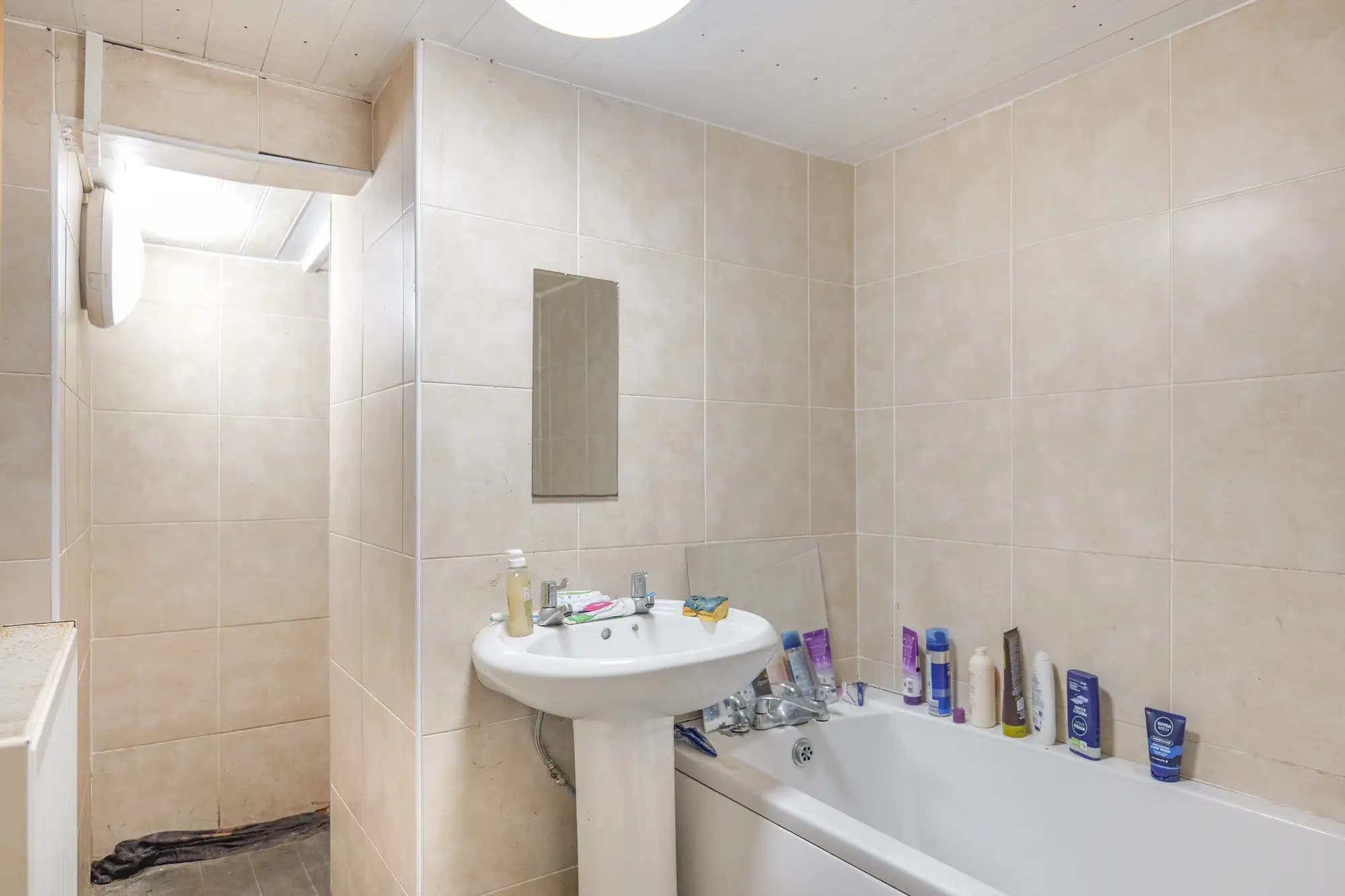 property photo 6 of 14