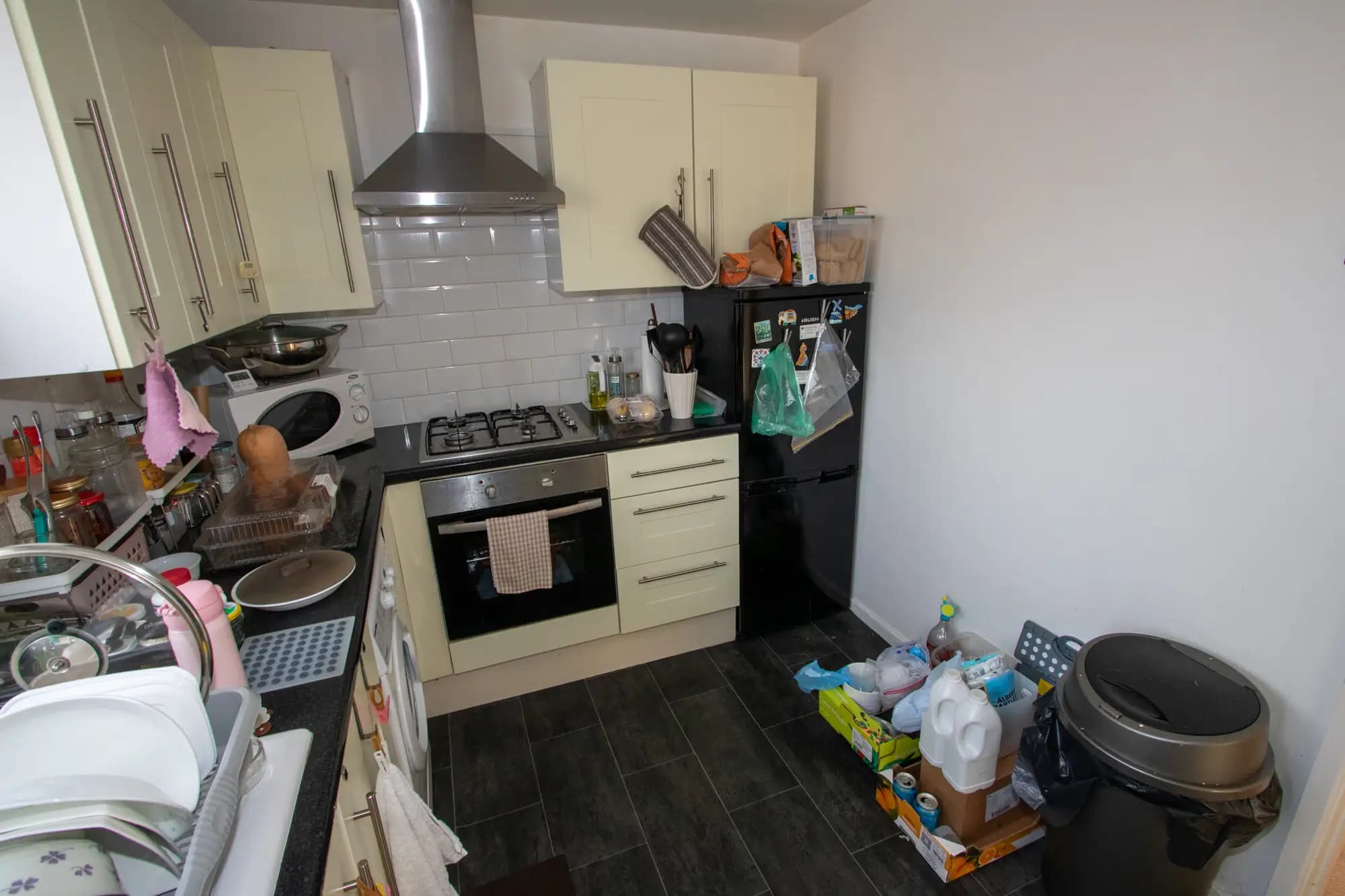 property photo 6 of 17