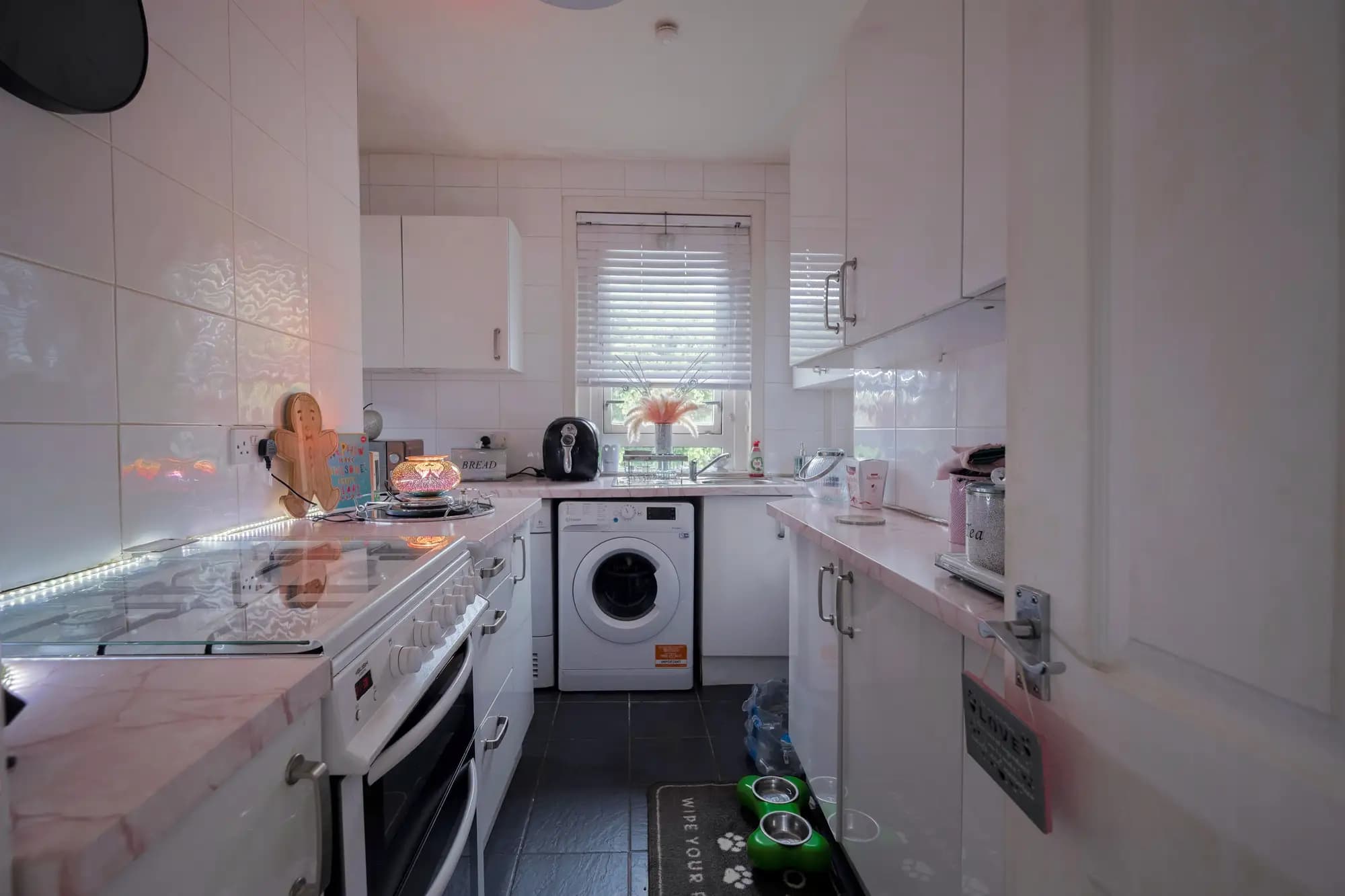 property photo 5 of 25