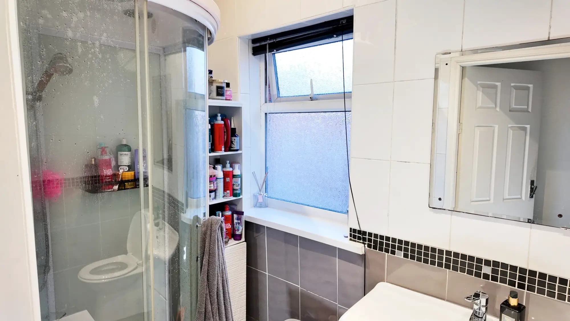 property photo 12 of 26