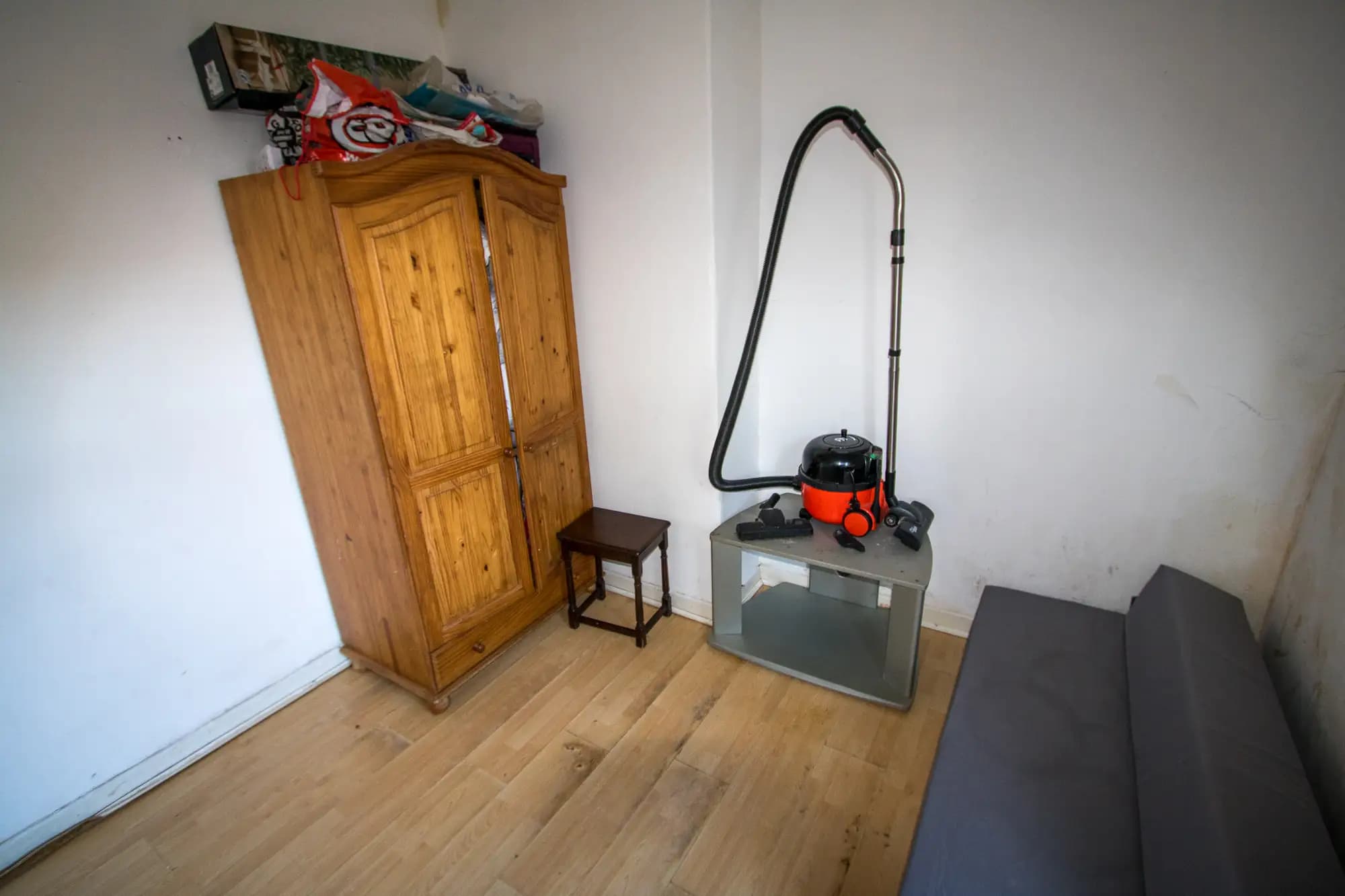 property photo 10 of 14
