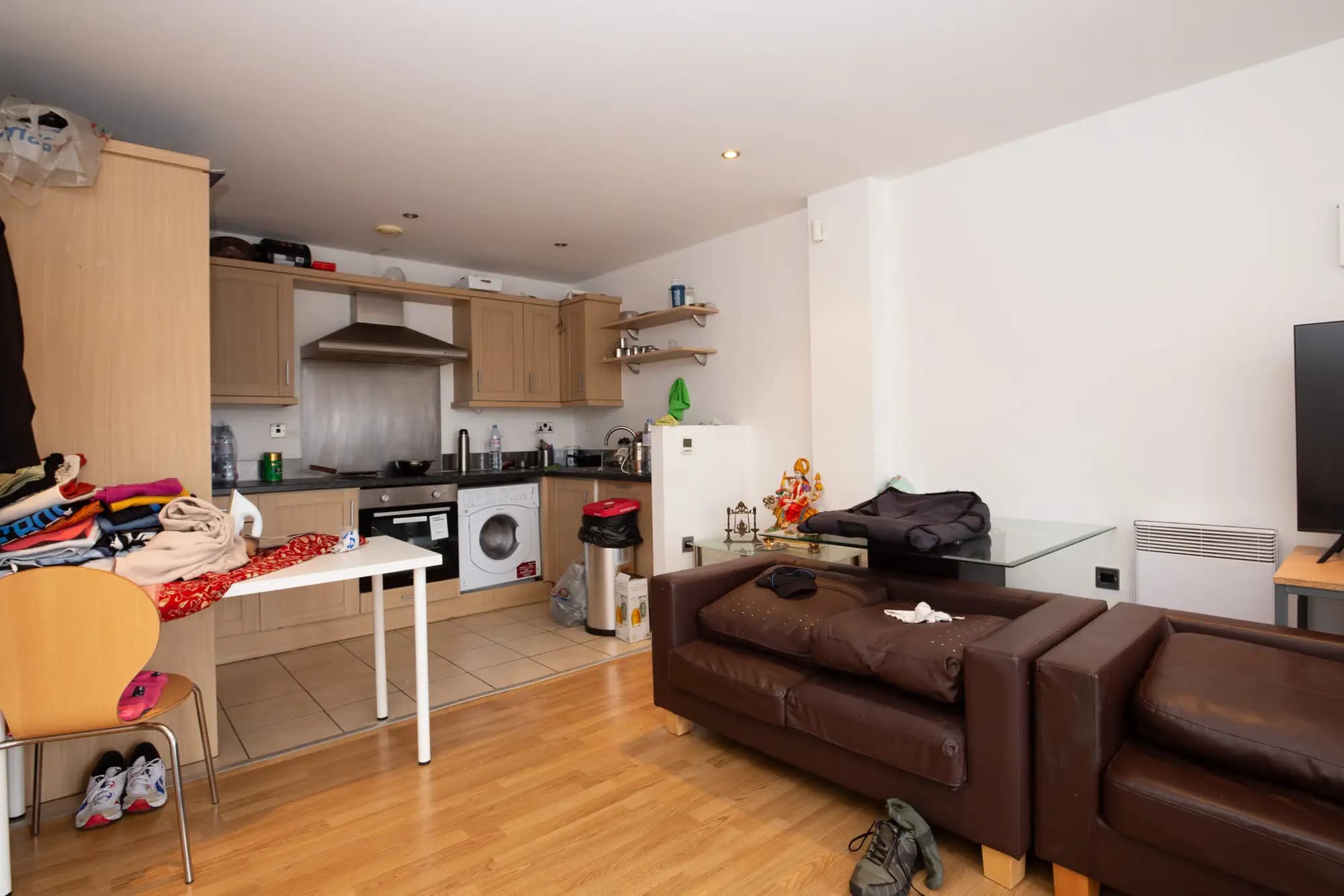 property photo 5 of 15