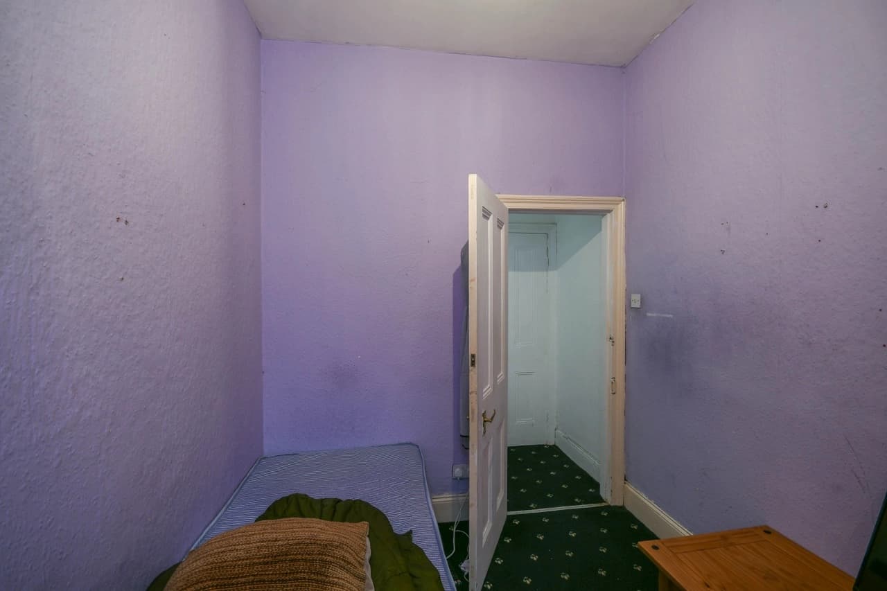 property photo 23 of 30