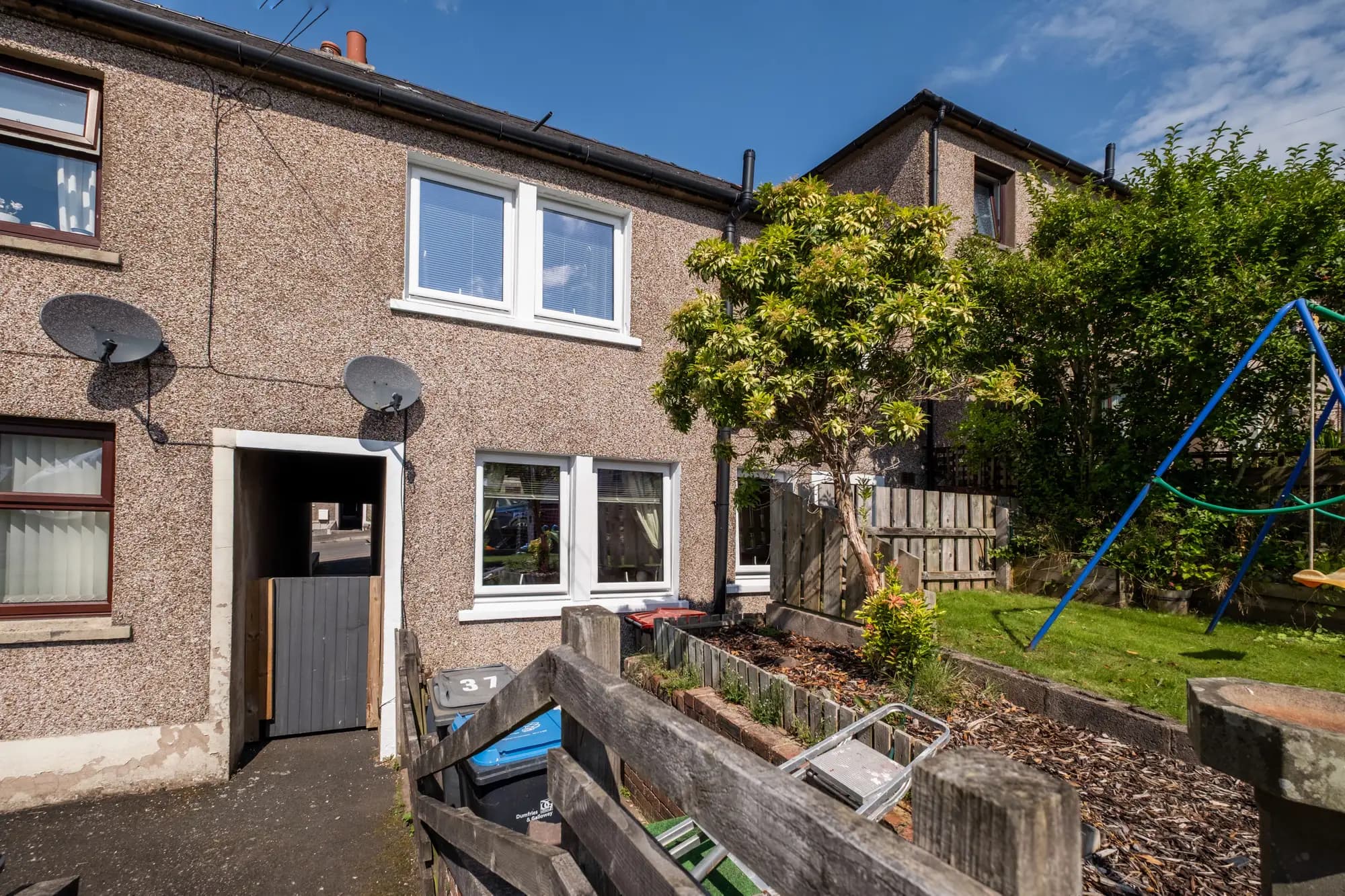property photo 27 of 30