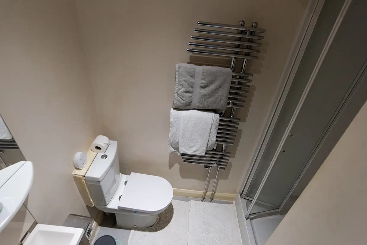 property photo 23 of 58