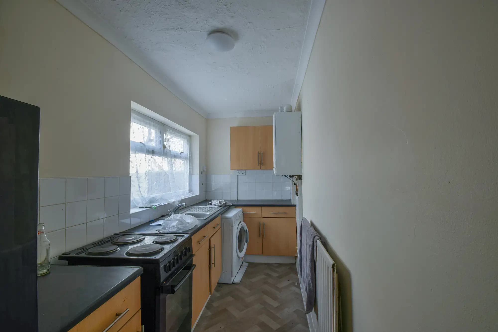 property photo 4 of 14