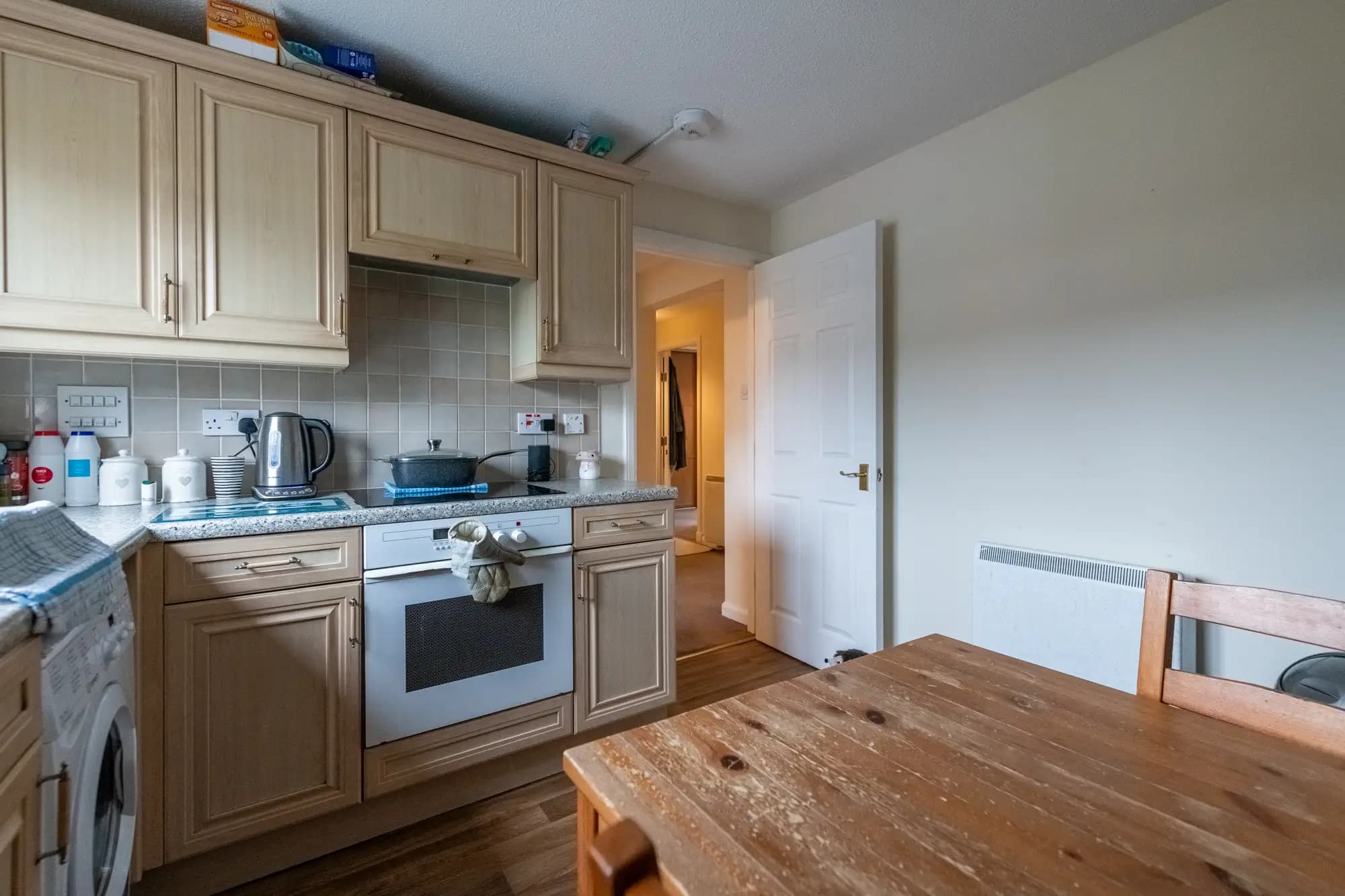 property photo 6 of 20