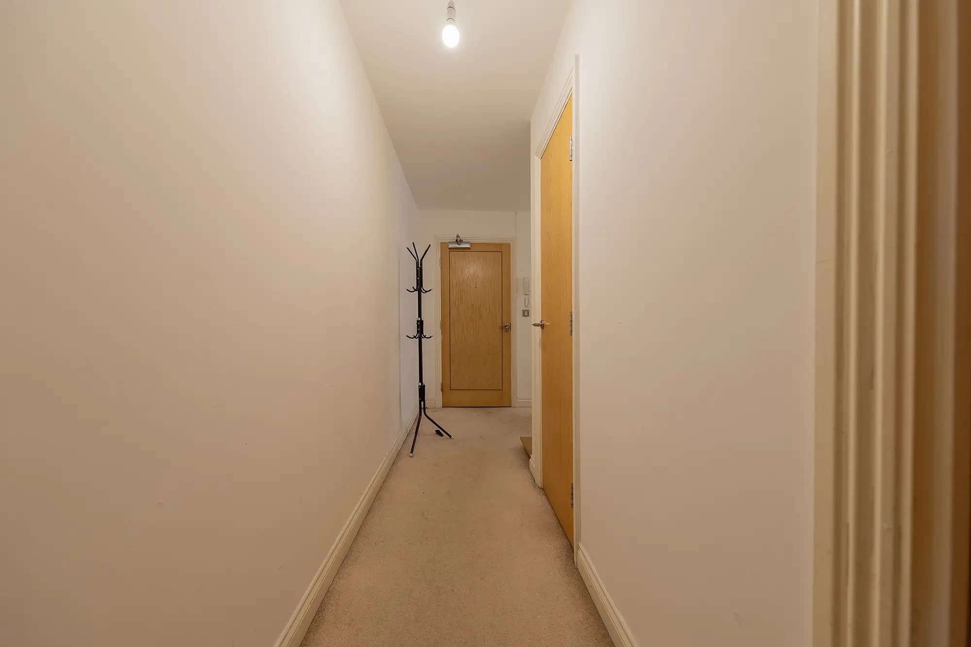 property photo 14 of 28