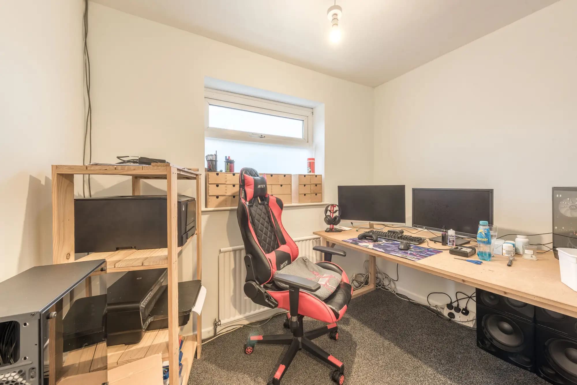 property photo 25 of 37