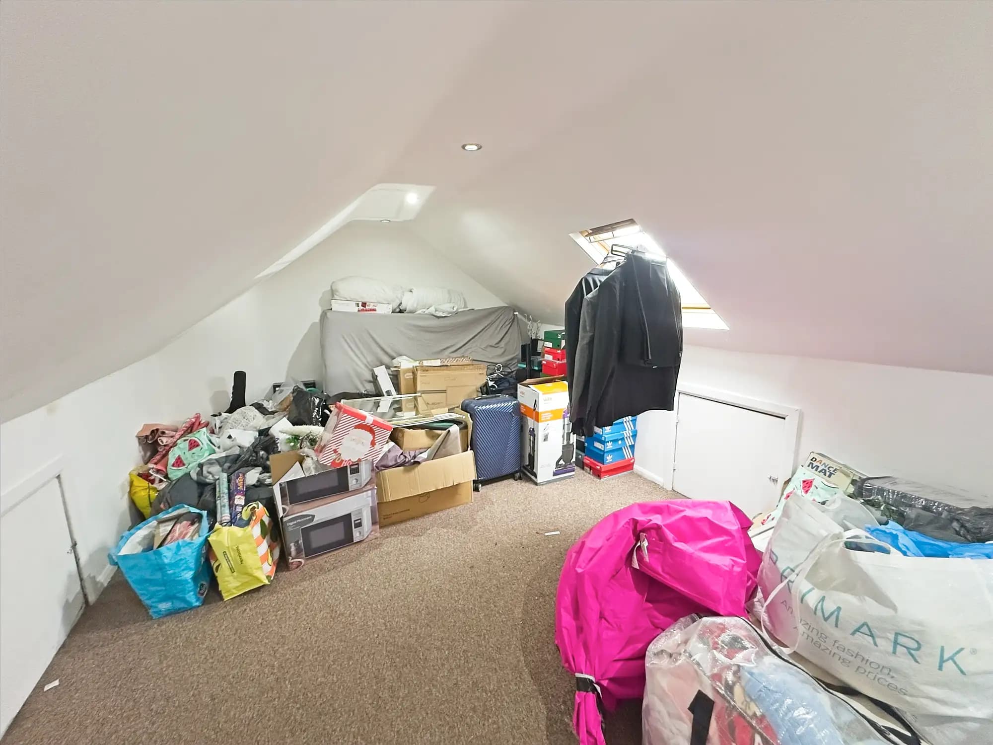 property photo 16 of 25