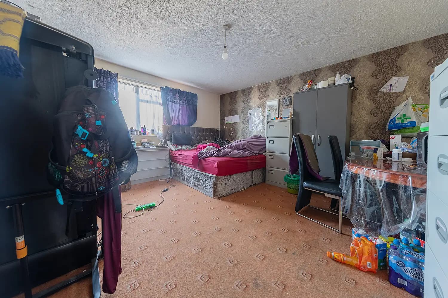 property photo 9 of 19