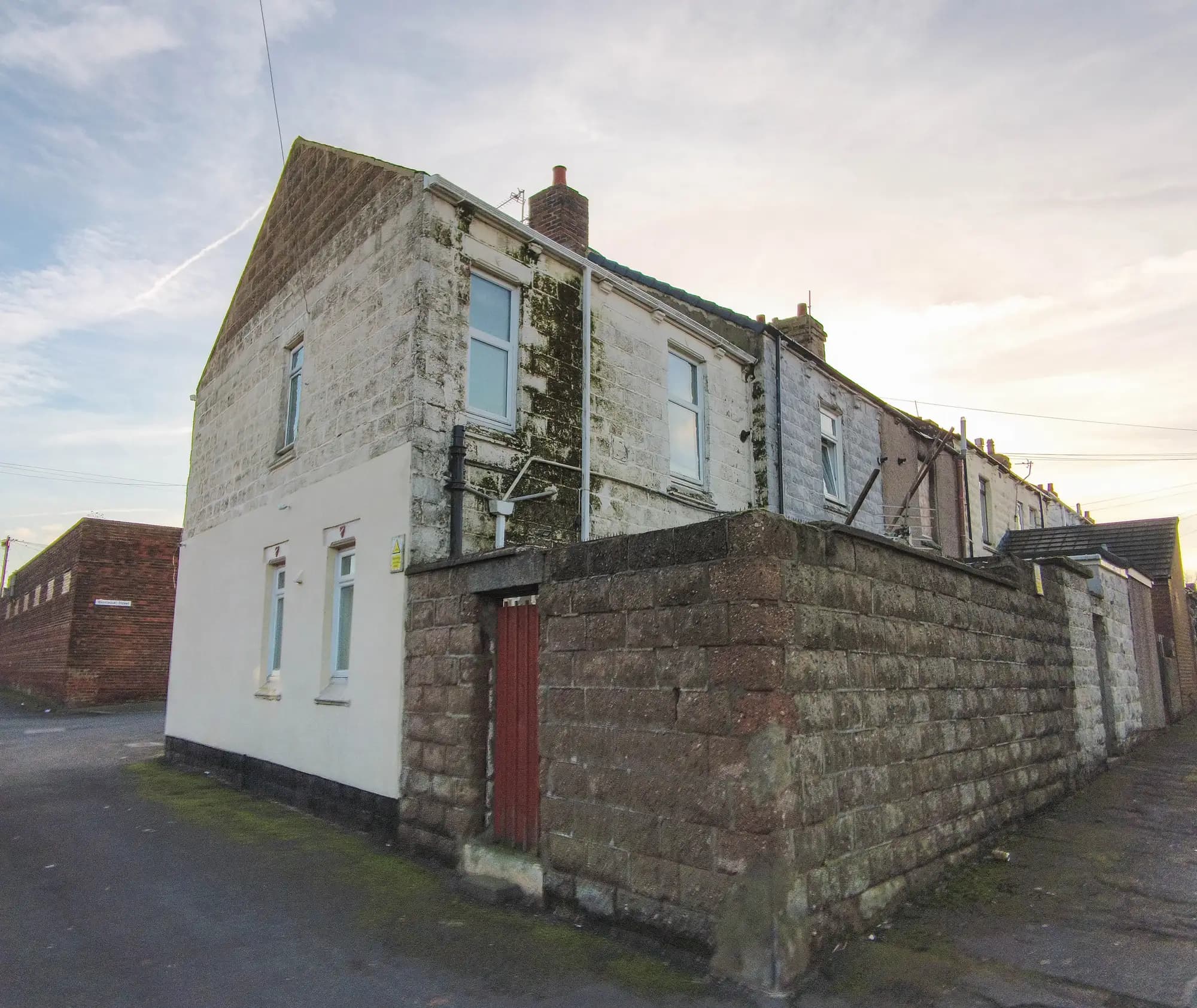 property photo 15 of 16