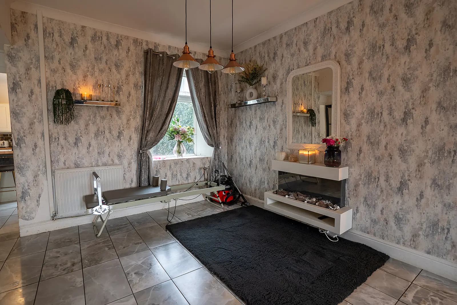 property photo 6 of 26