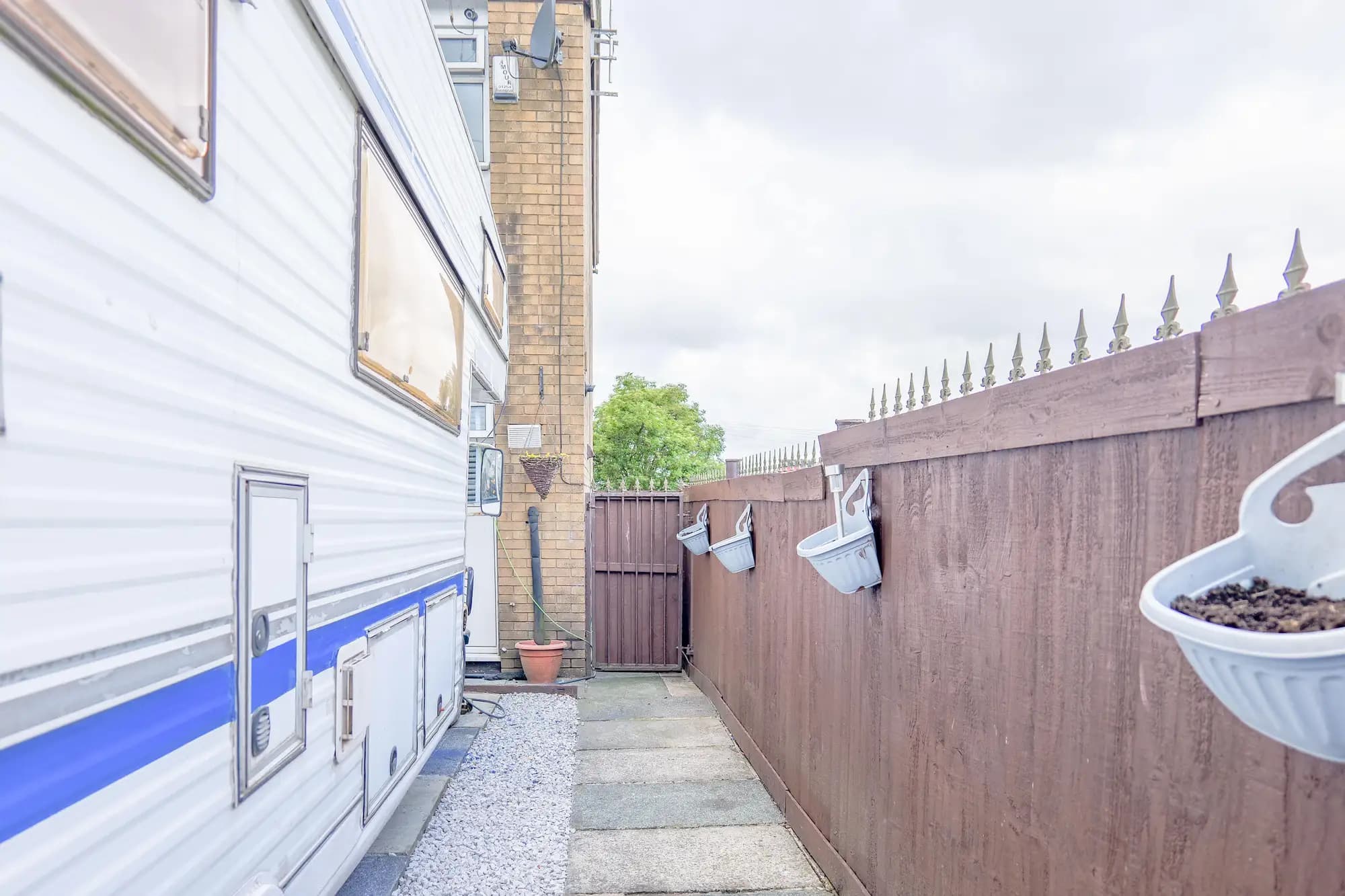 property photo 27 of 31