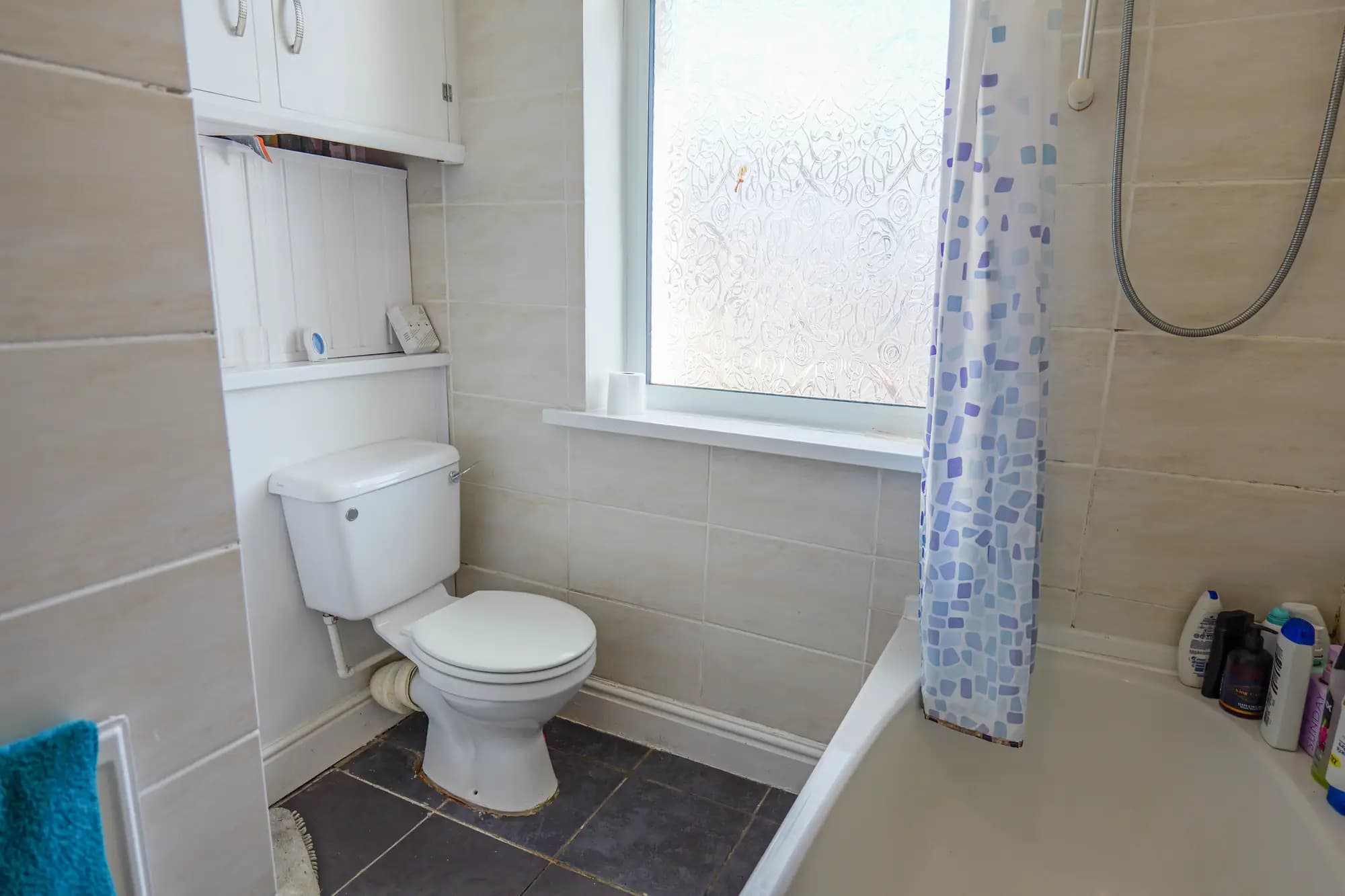 property photo 8 of 20