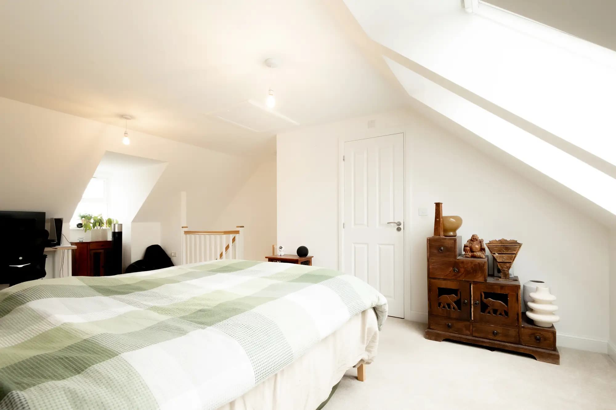property photo 31 of 36