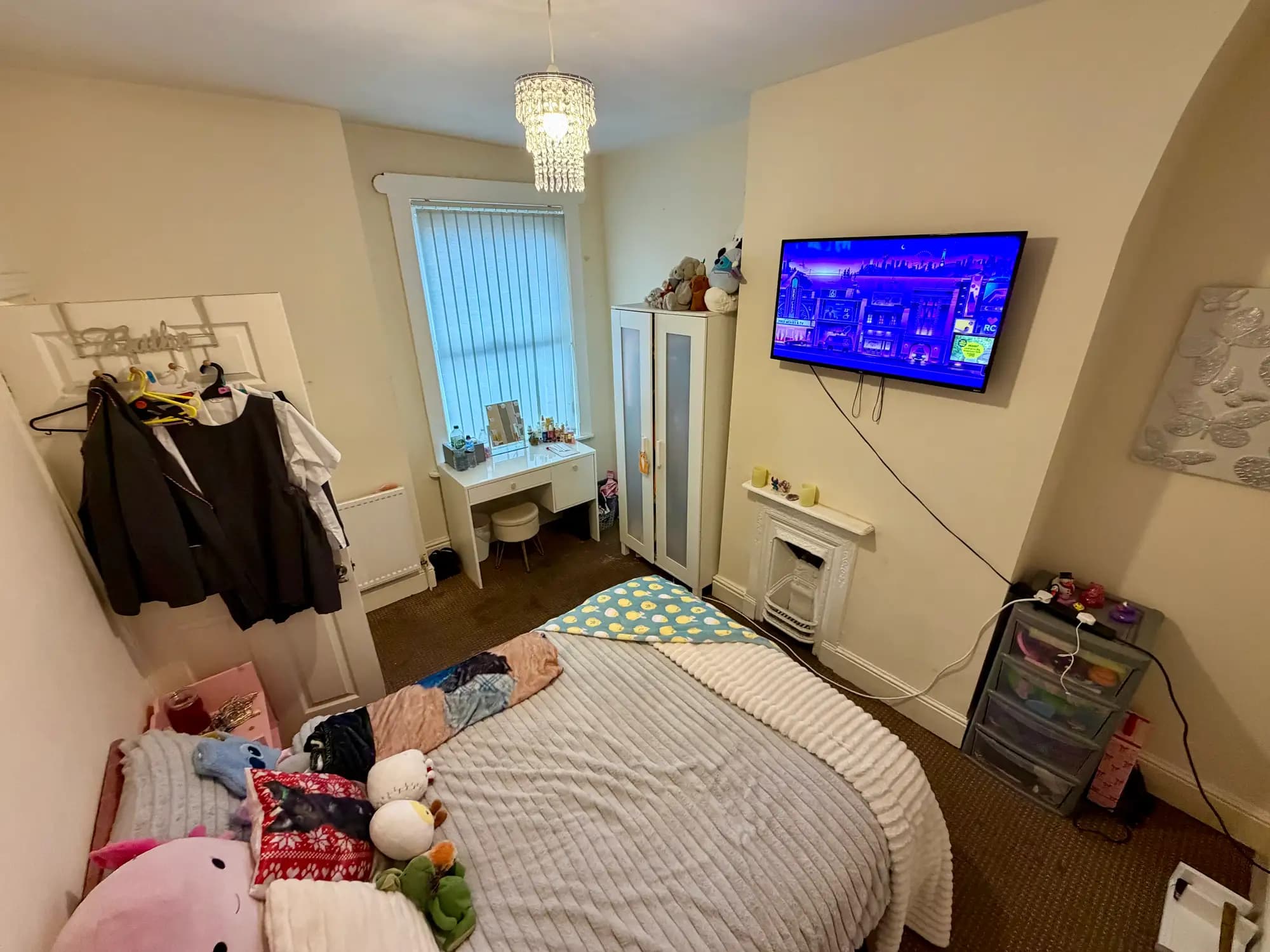 property photo 13 of 26