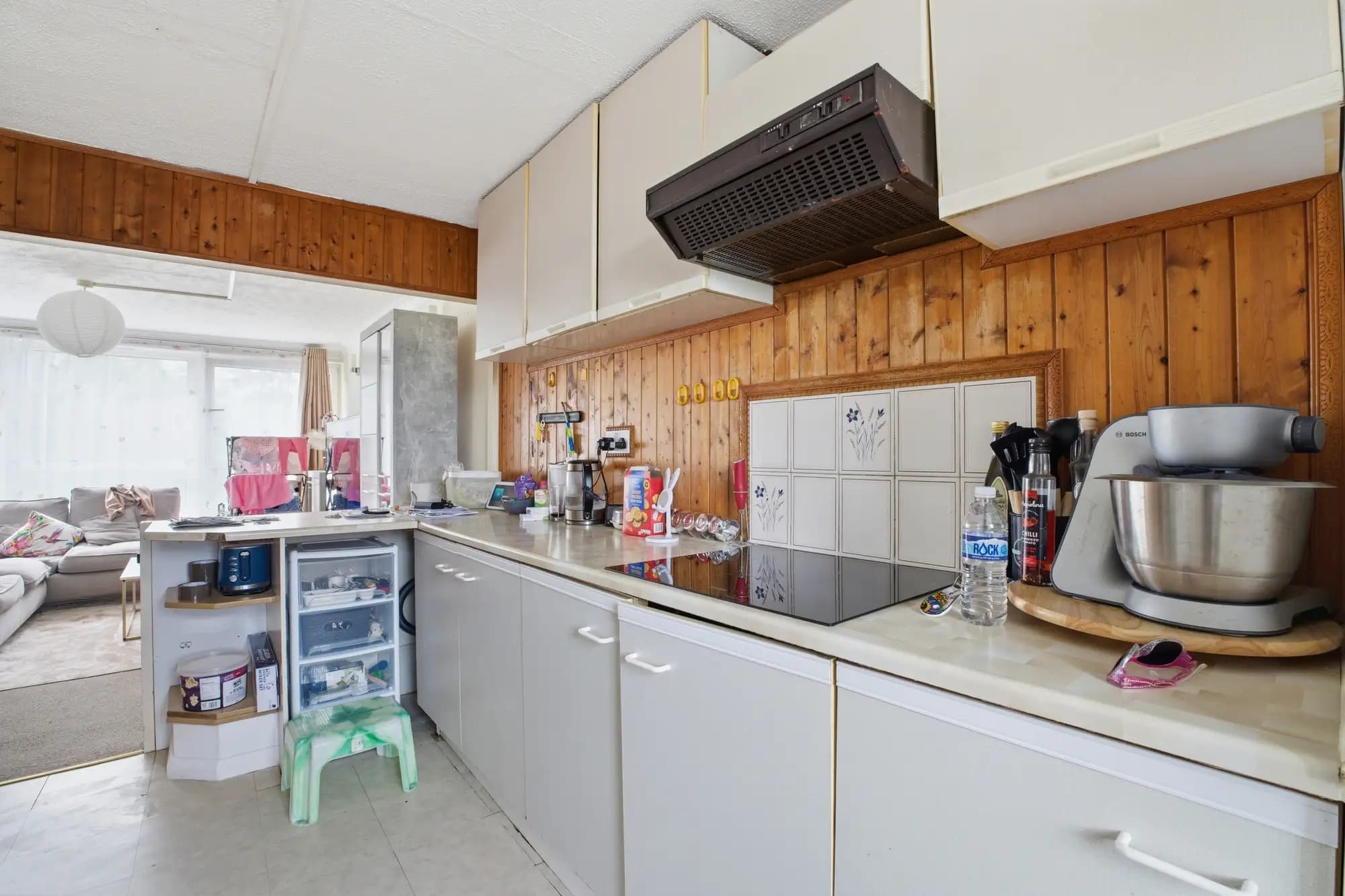property photo 5 of 18