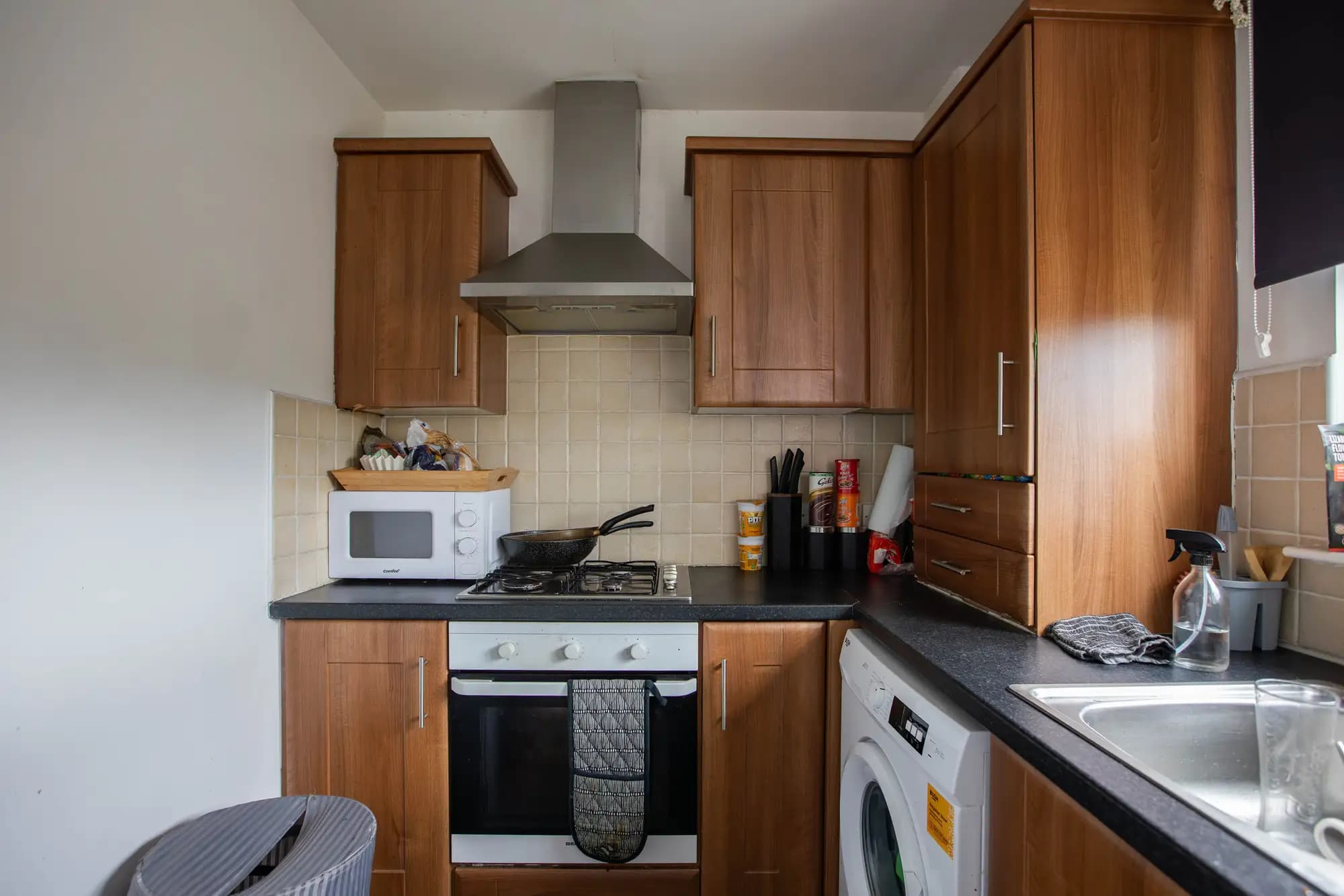 property photo 6 of 18