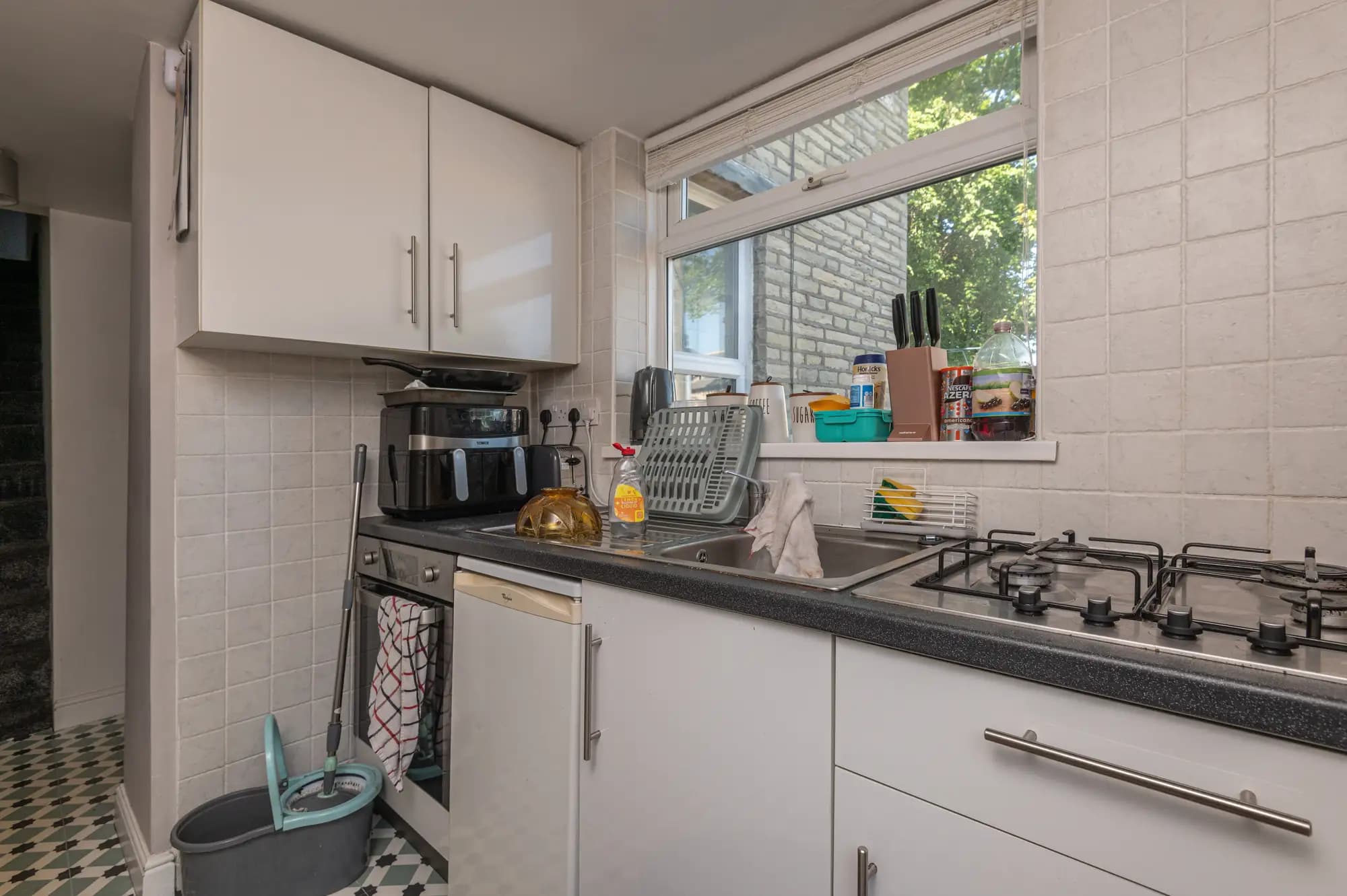property photo 6 of 19