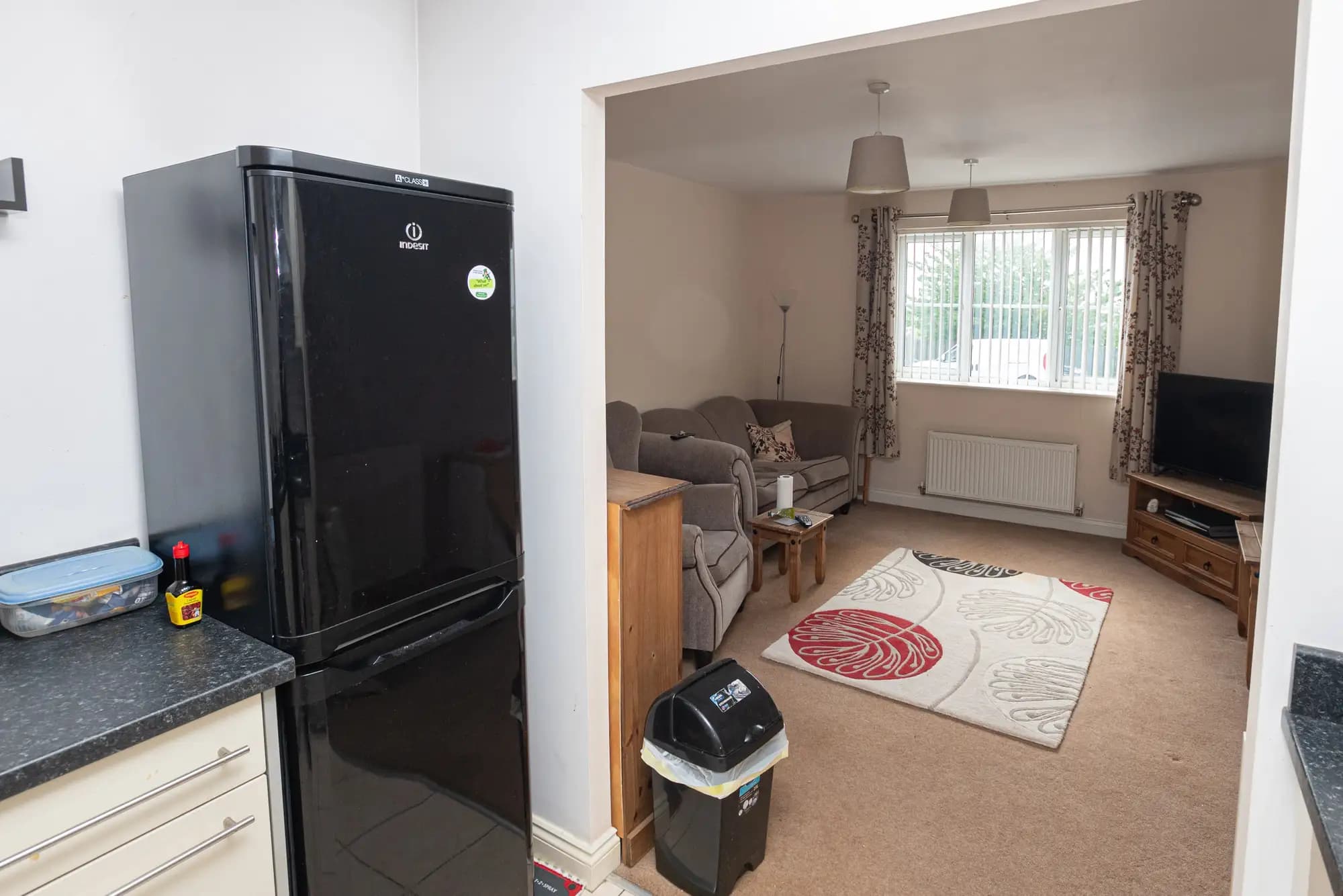 property photo 6 of 27