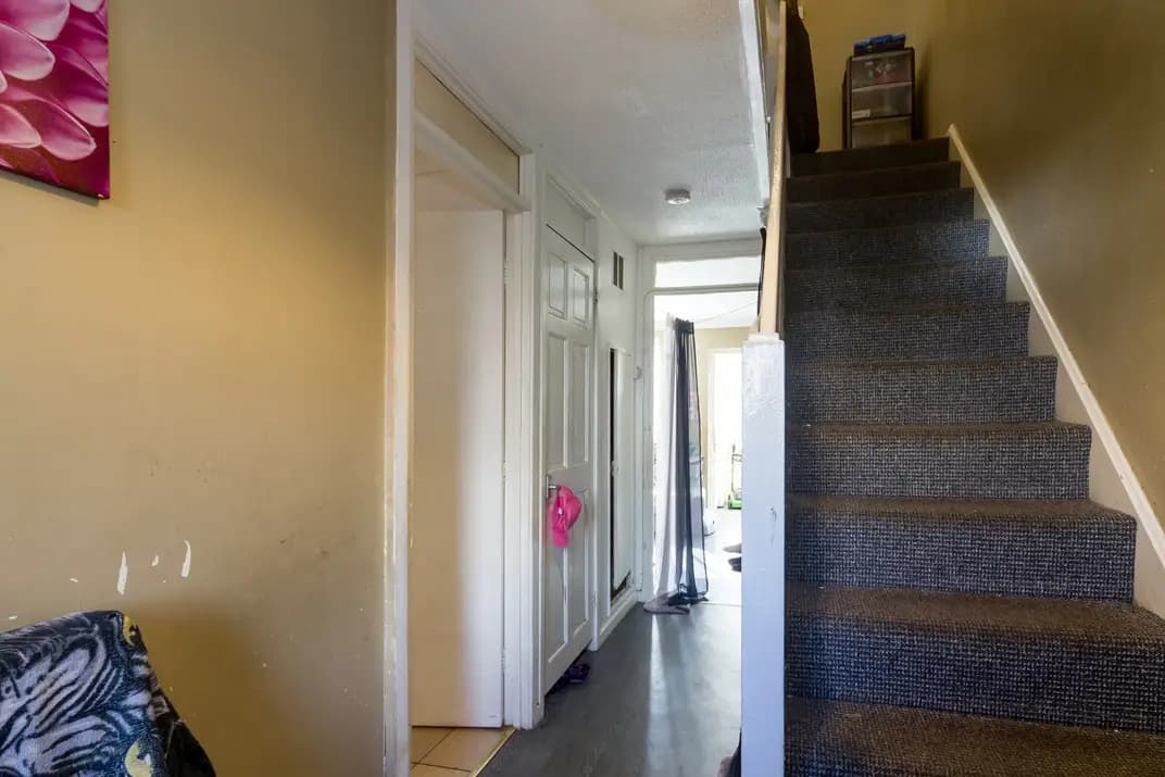 property photo 20 of 24