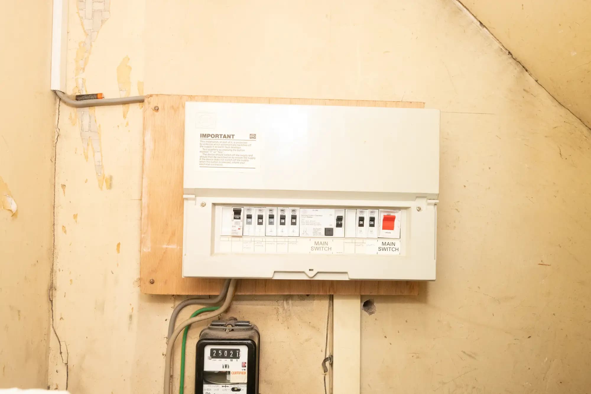 property photo 13 of 15