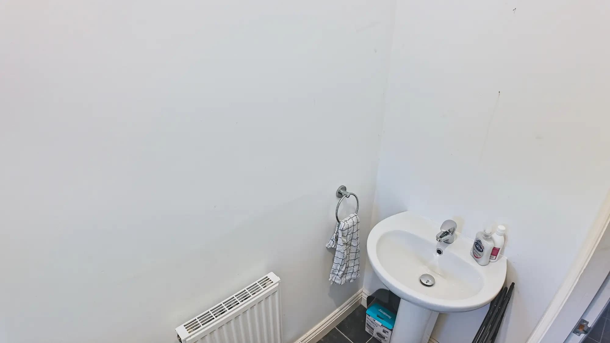 property photo 10 of 23