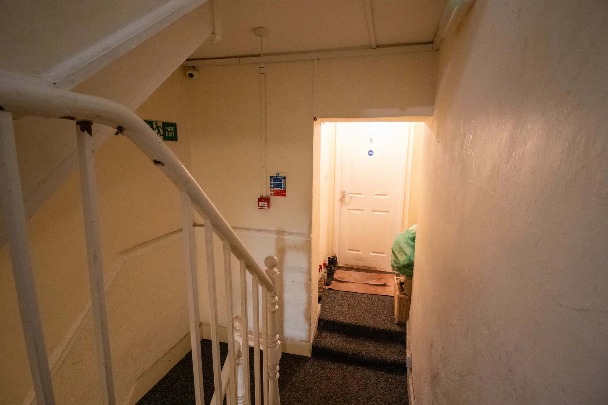 property photo 11 of 17