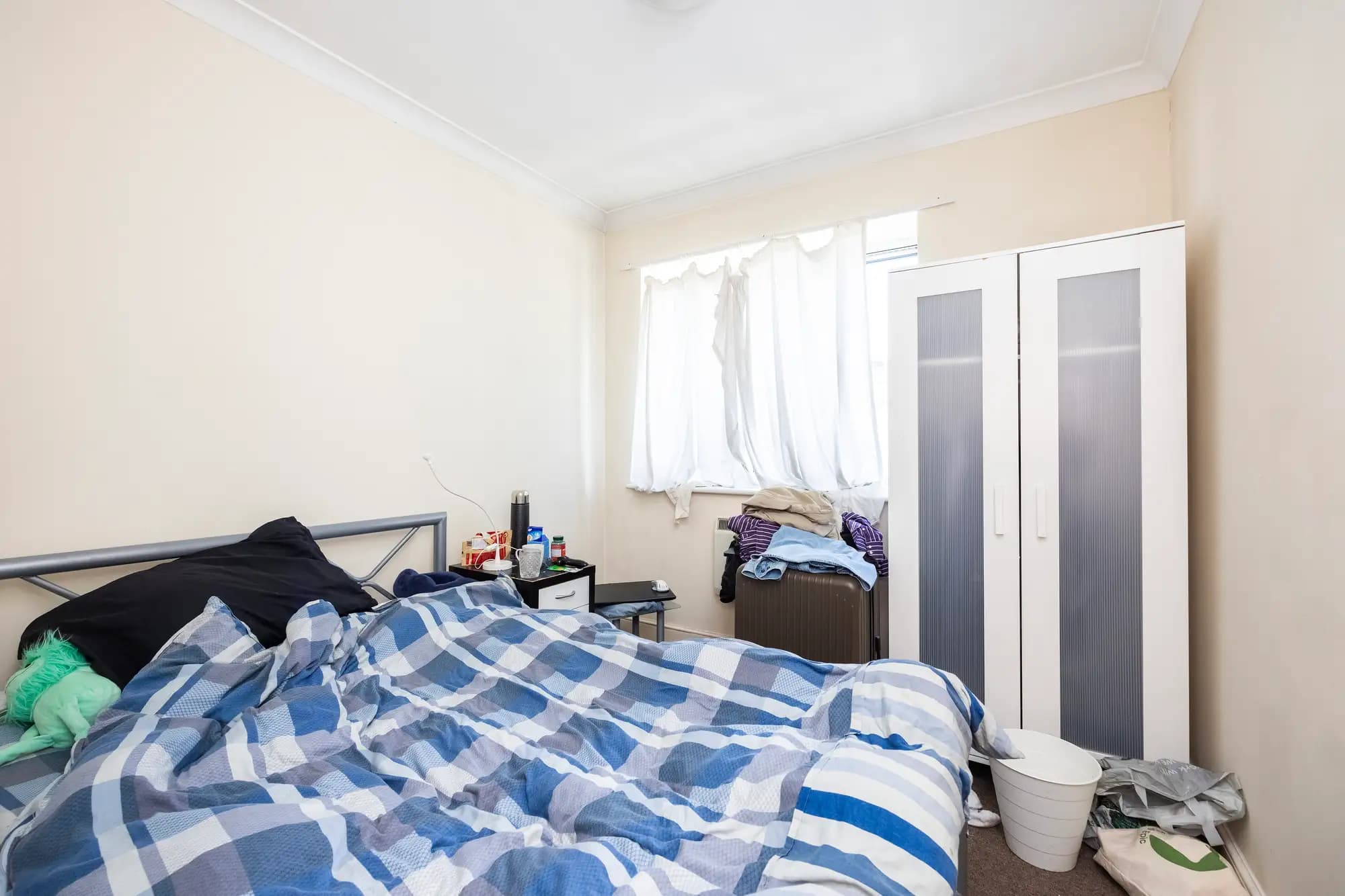 property photo 9 of 14