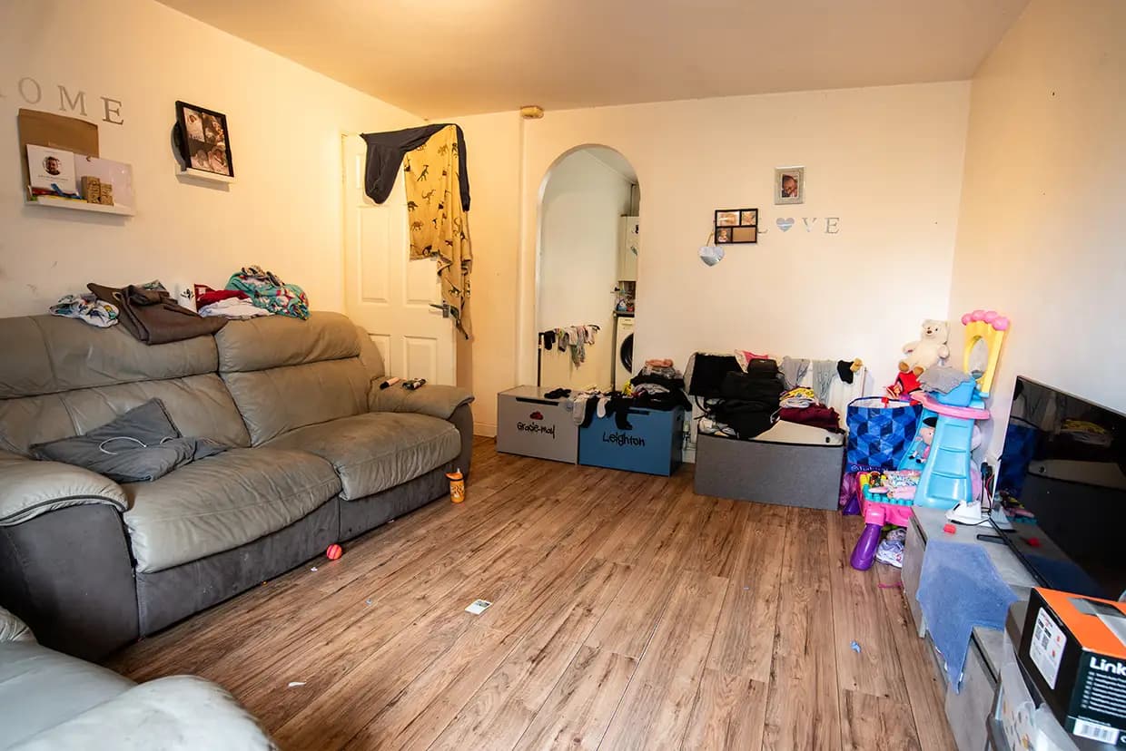 property photo 2 of 19
