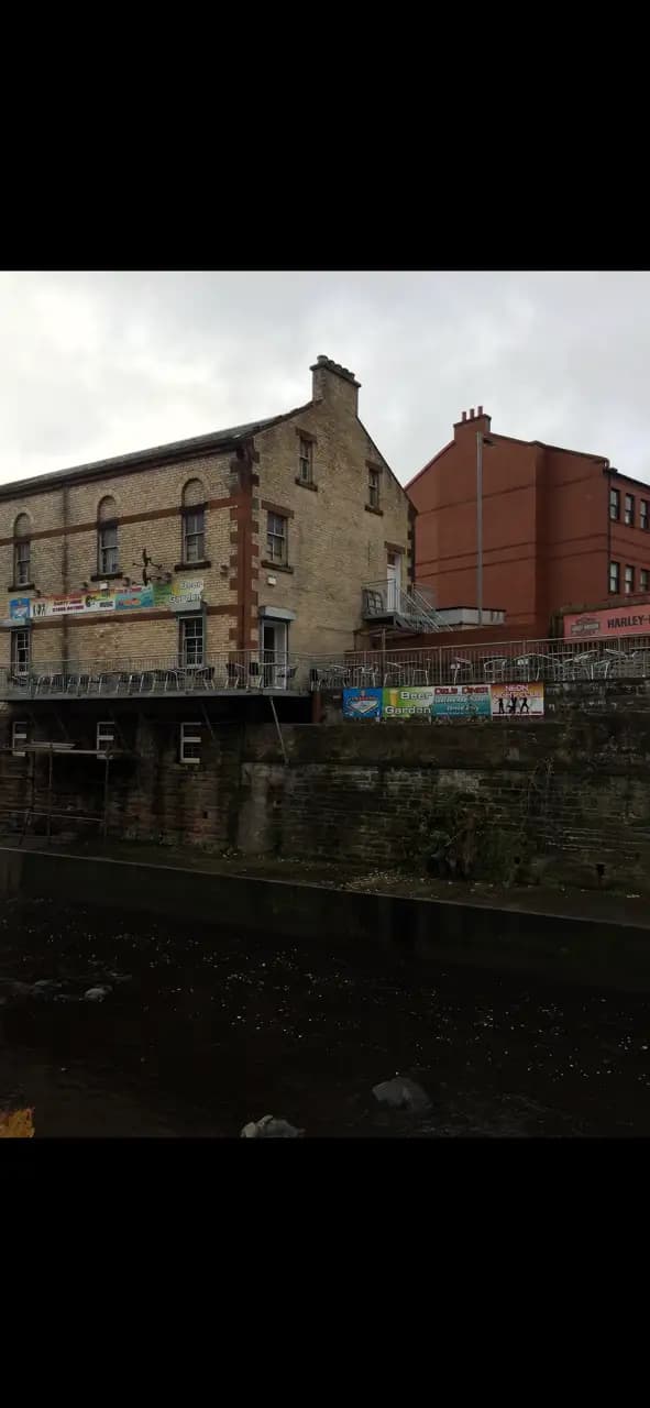 property photo 2 of 27