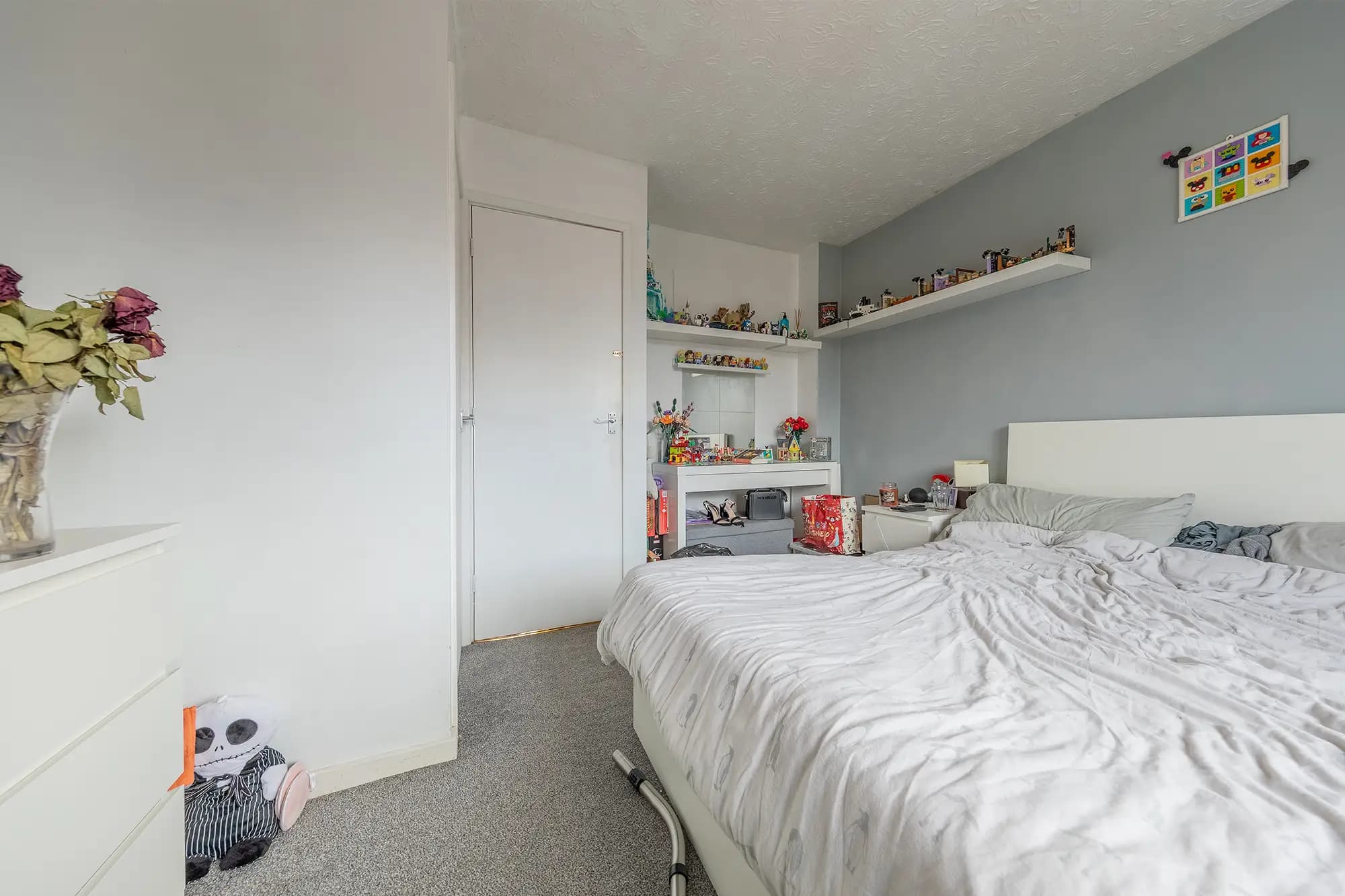property photo 10 of 16